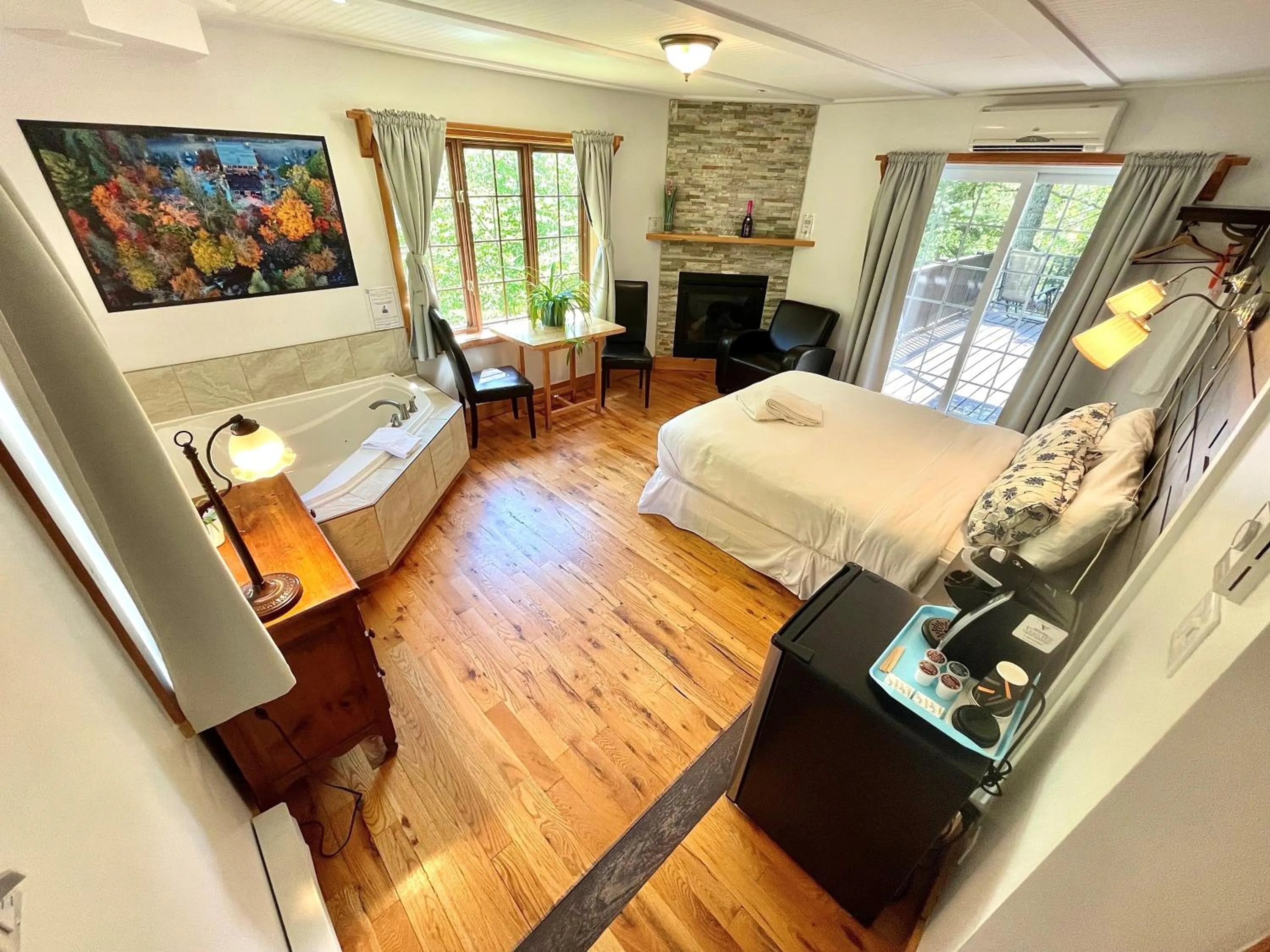 Bed in Auberge Spa & Beaux Reves