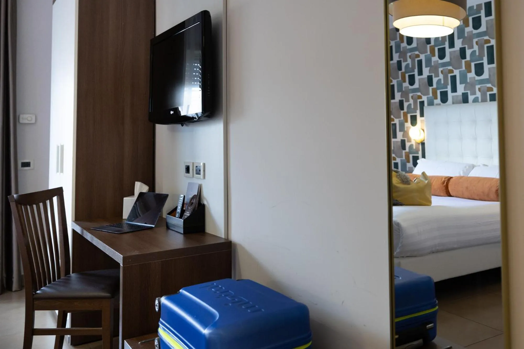 Photo of the whole room, Bed in Zaccardi Roof Garden