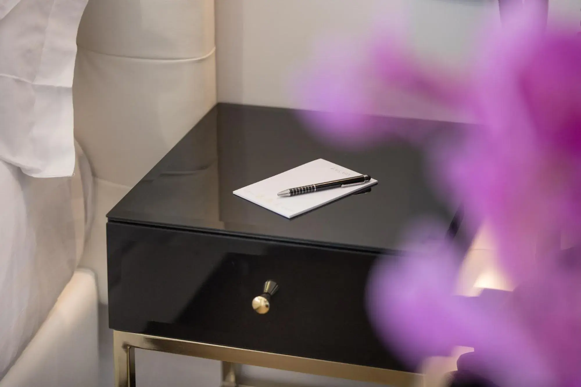 Decorative detail in Zaccardi Roof Garden Decorative detail in Zaccardi Roof Garden