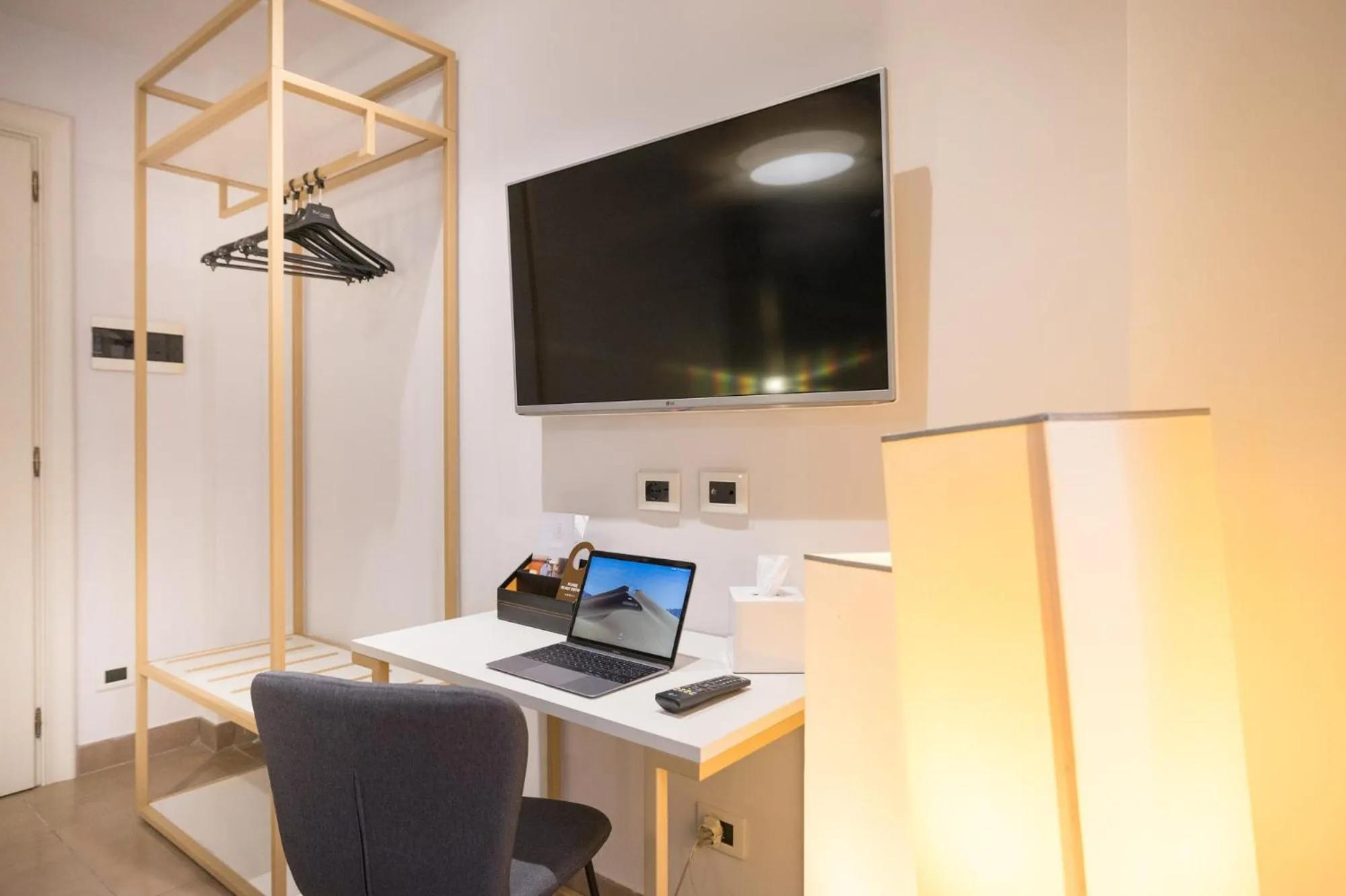 TV and multimedia in Zaccardi Roof Garden