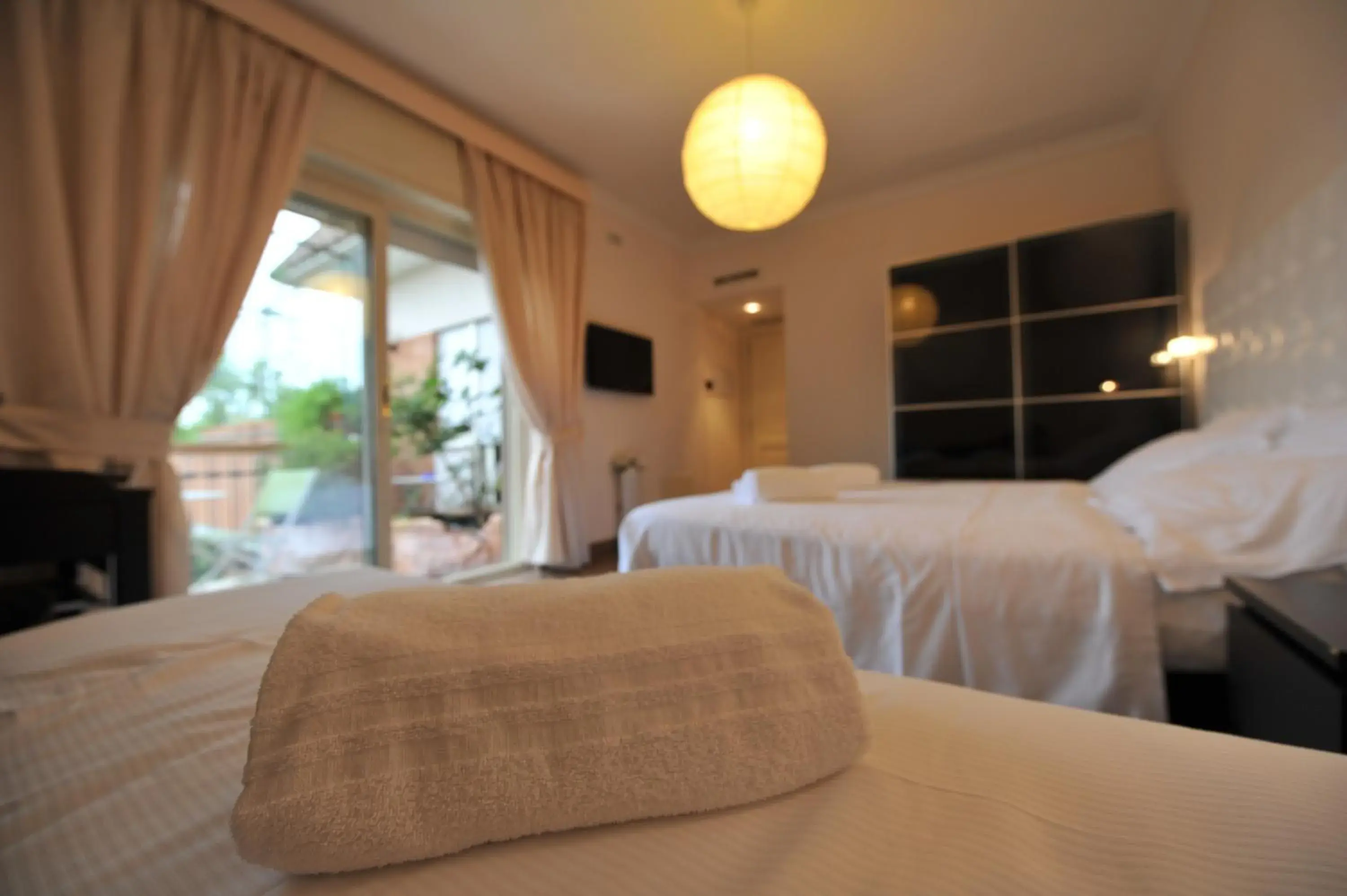 Decorative detail, Bed in Zaccardi Roof Garden Decorative detail, Bed in Zaccardi Roof Garden