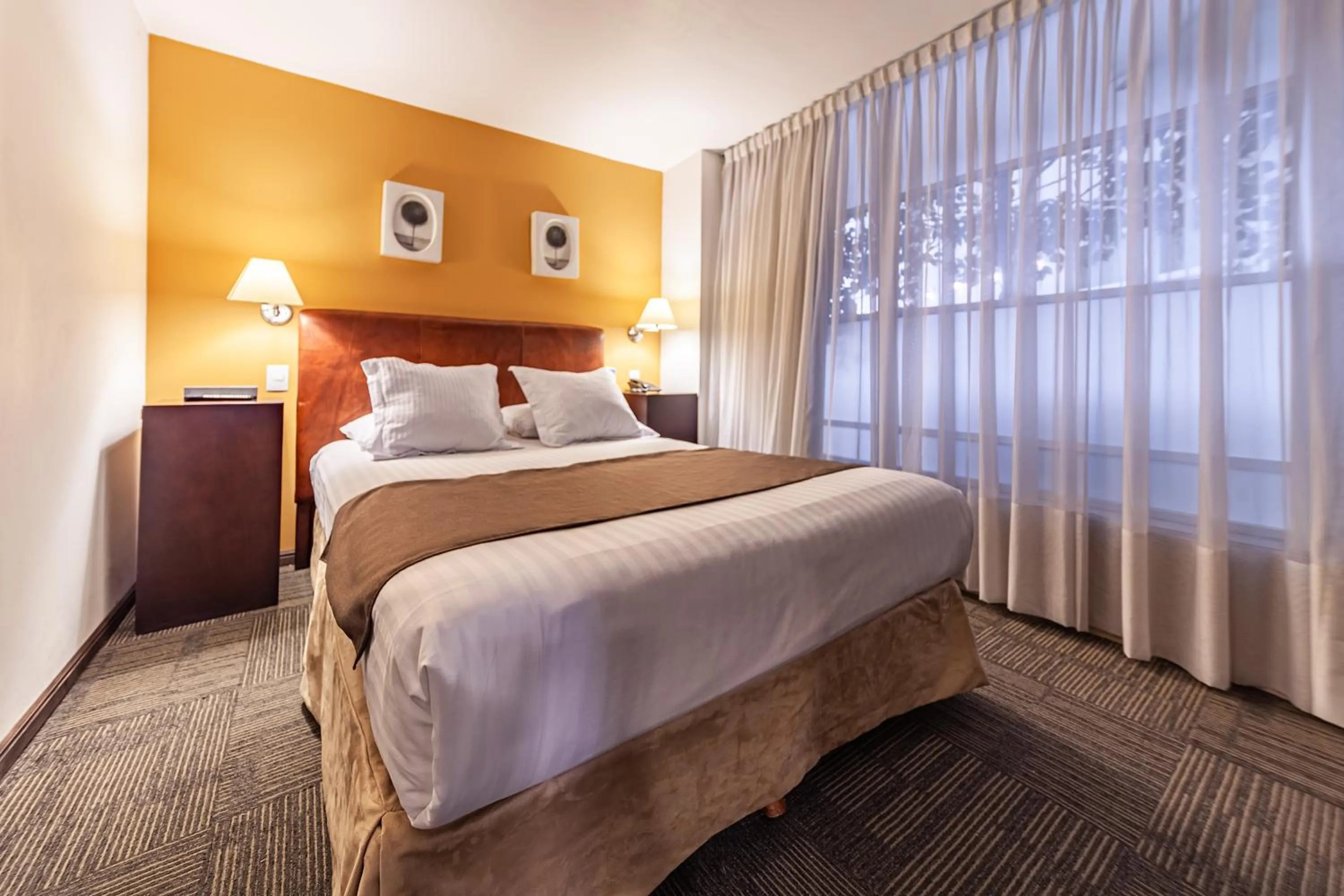 Bed in Suites Teca Once