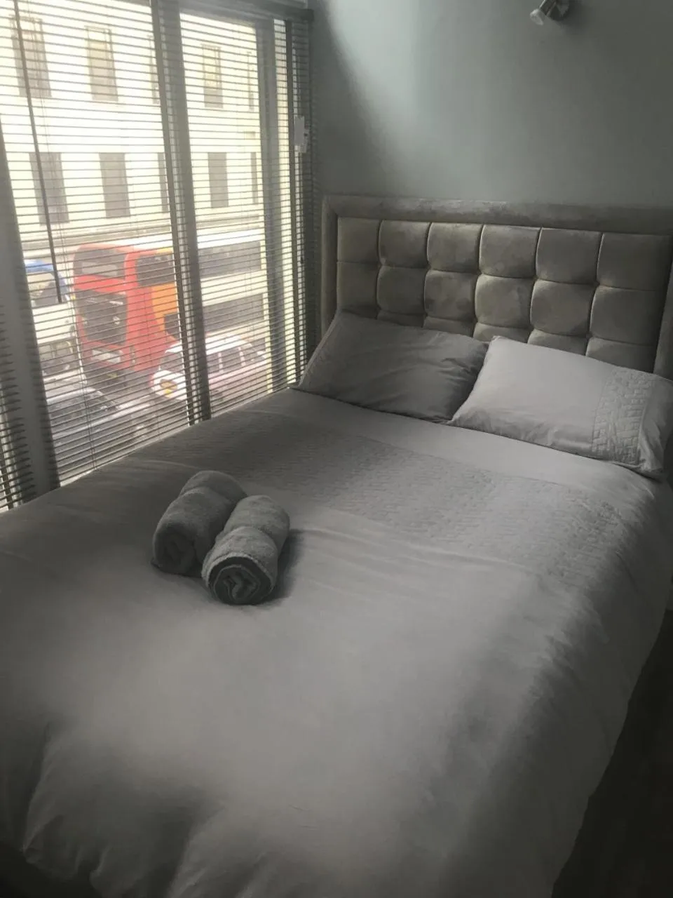 Small Double Room in Brownlows Inn