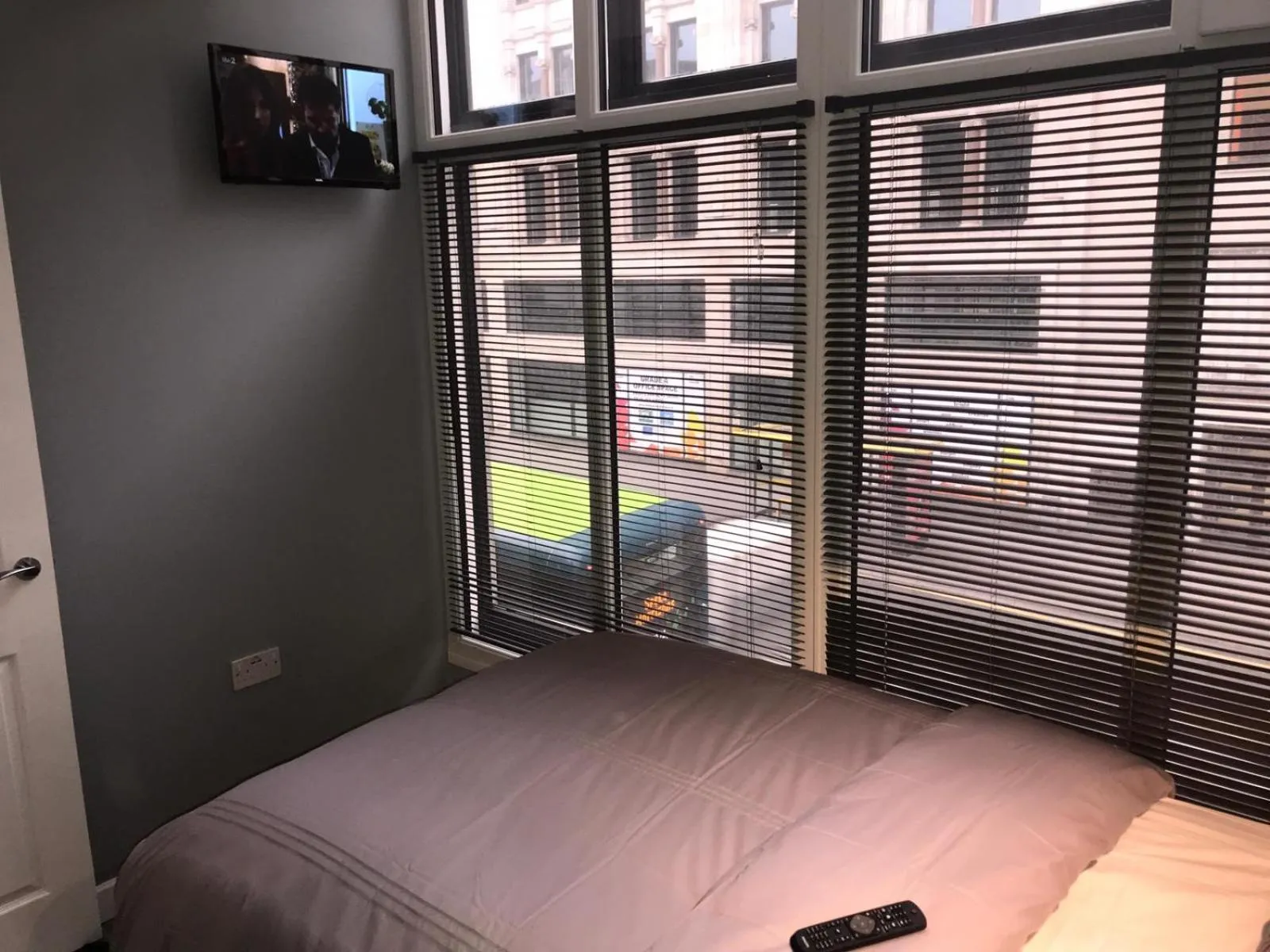 Bed in Brownlows Inn