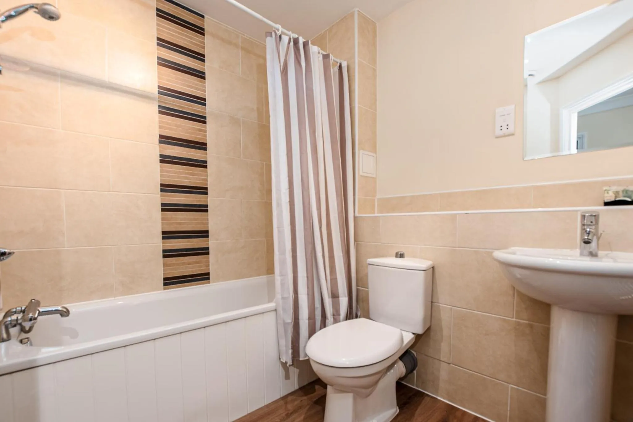 Bathroom in Abodebed - Handleys Court