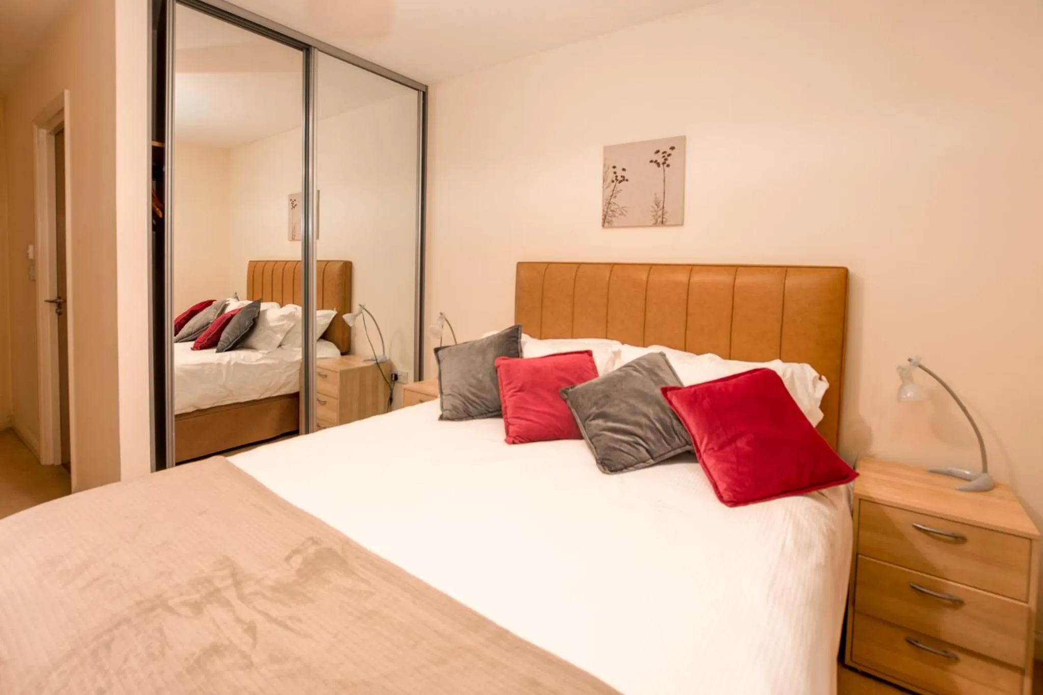 Bedroom, Bed in Abodebed - Handleys Court