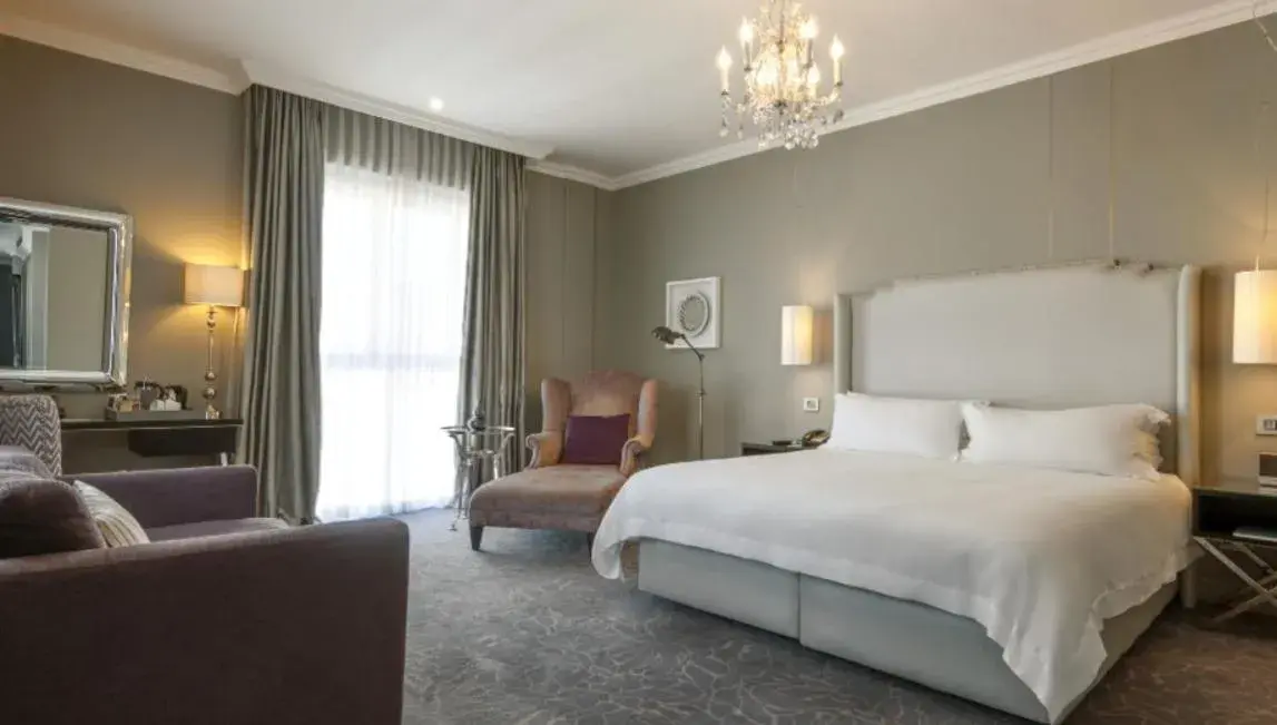 Queen Victoria Hotel by NEWMARK Queen Victoria Hotel by NEWMARK