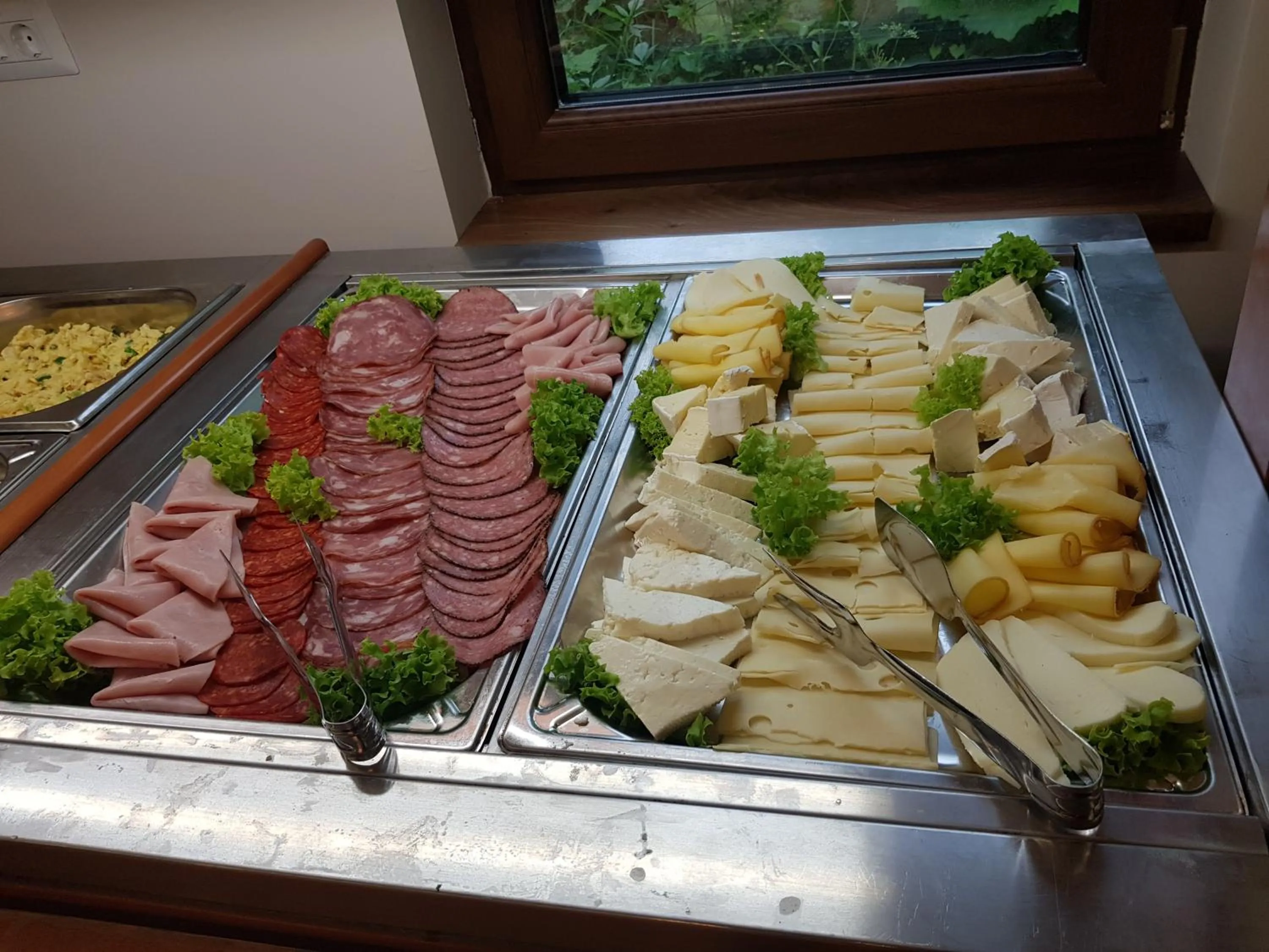 Breakfast in Lostrita - Pastravarie, Hotel & SPA