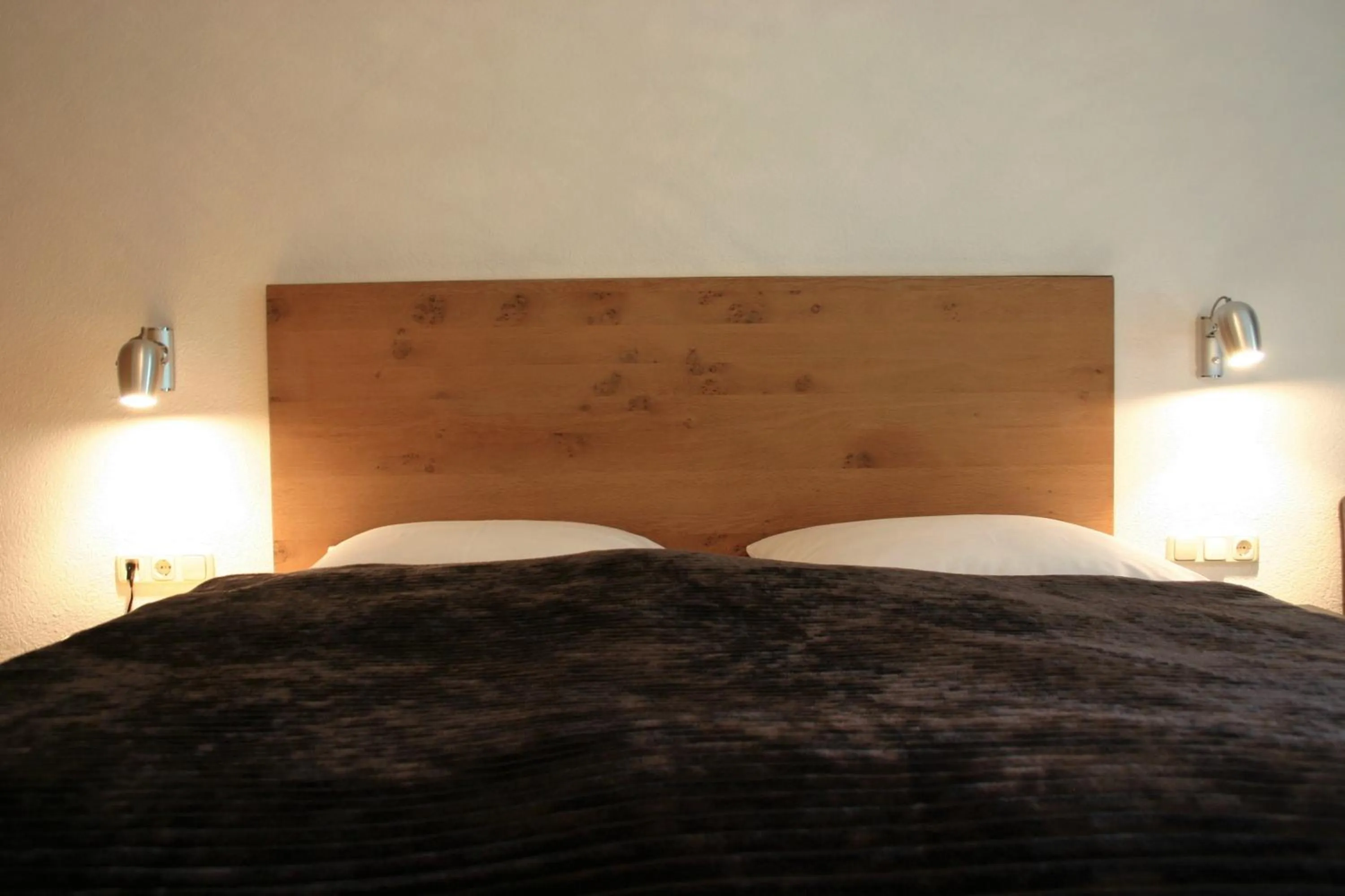 Photo of the whole room, Bed in MONTAFONLodge