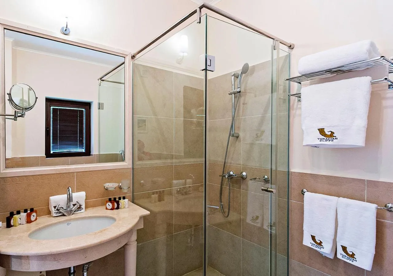 Shower in Thracian Cliffs Golf & Beach Resort