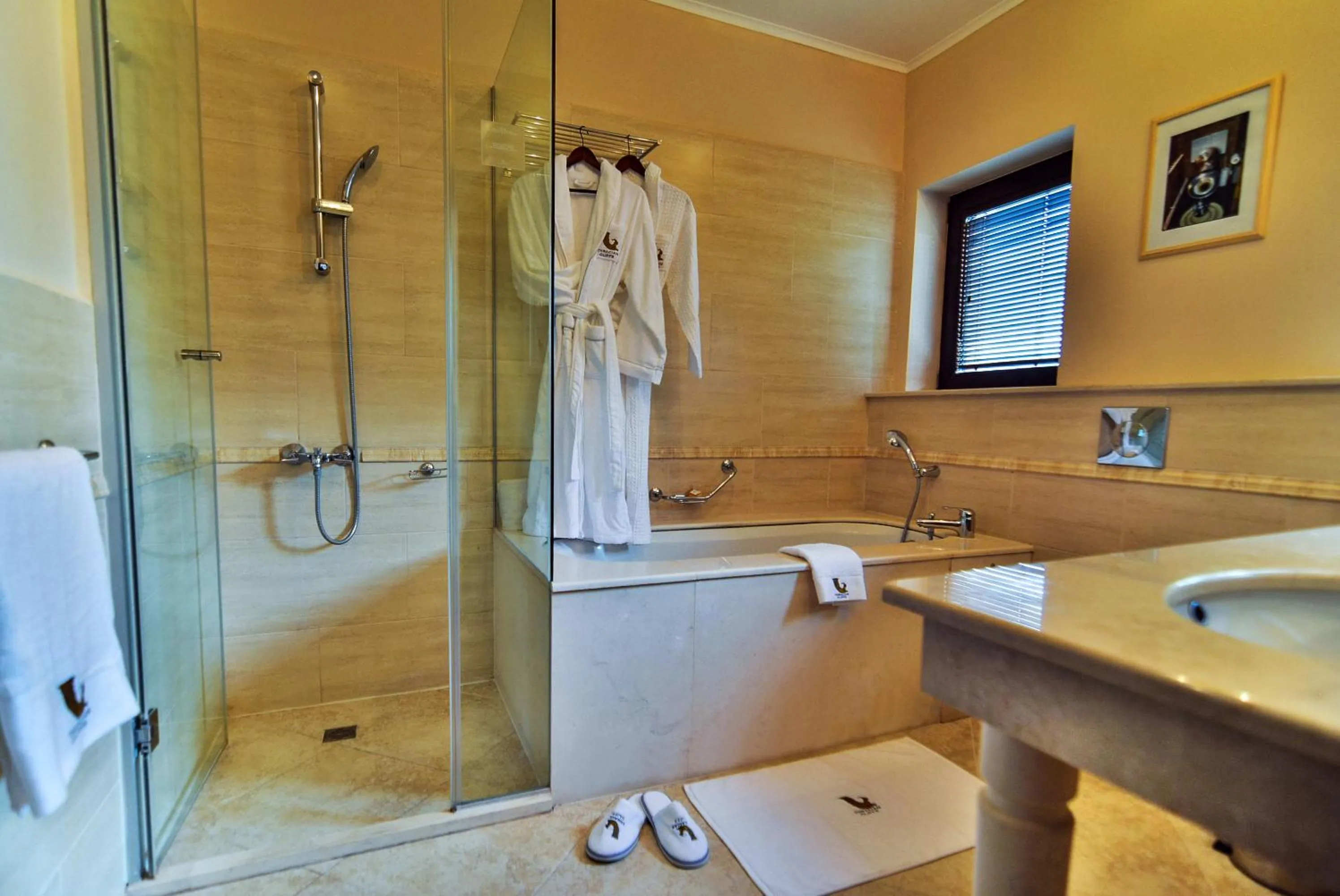 Shower in Thracian Cliffs Golf & Beach Resort