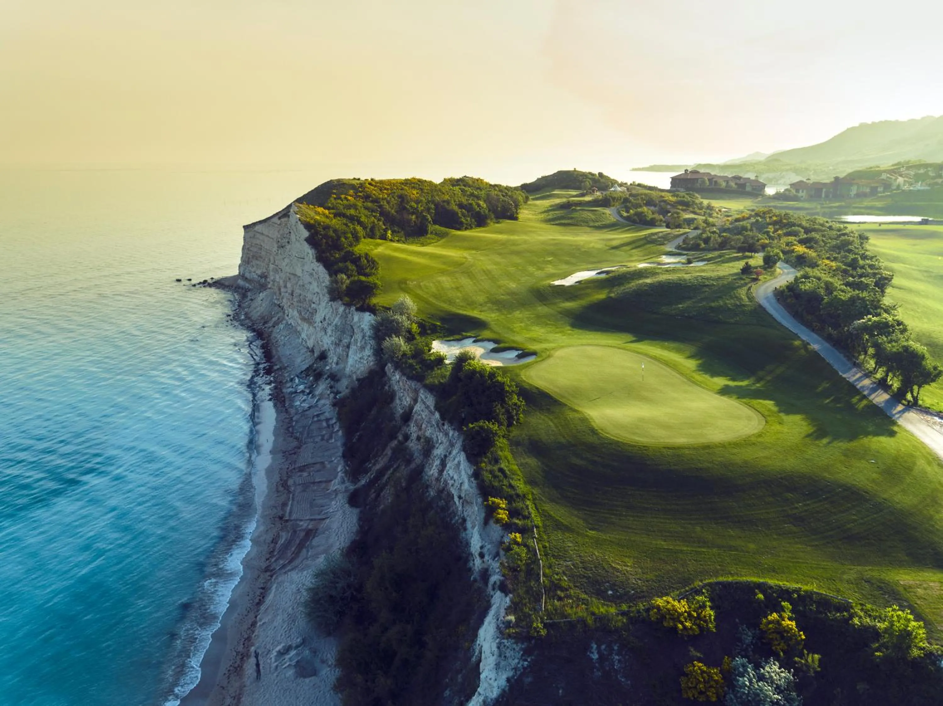 Golfcourse in Thracian Cliffs Golf & Beach Resort