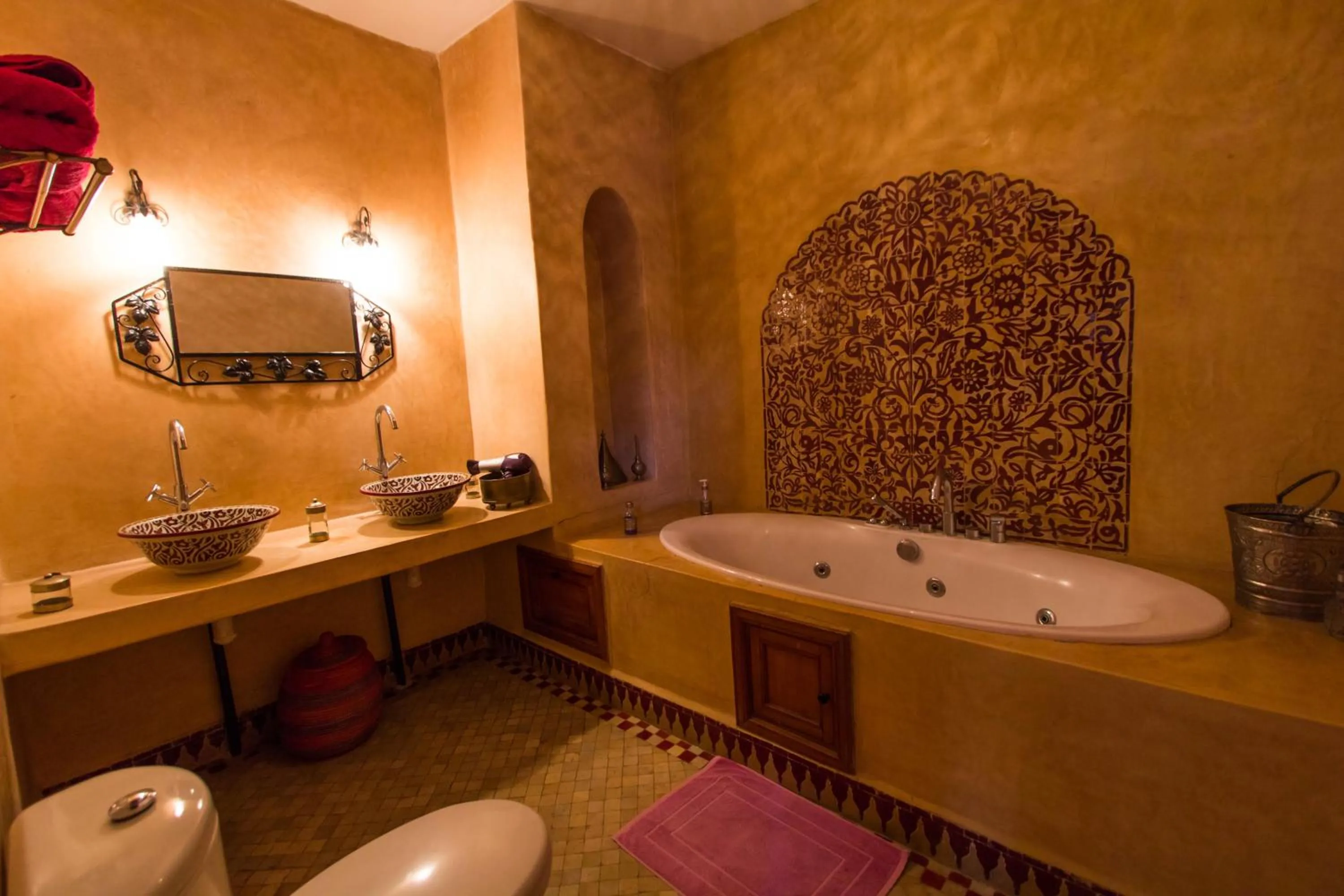 Bathroom in Riad 53 Fes - Luxury Oasis