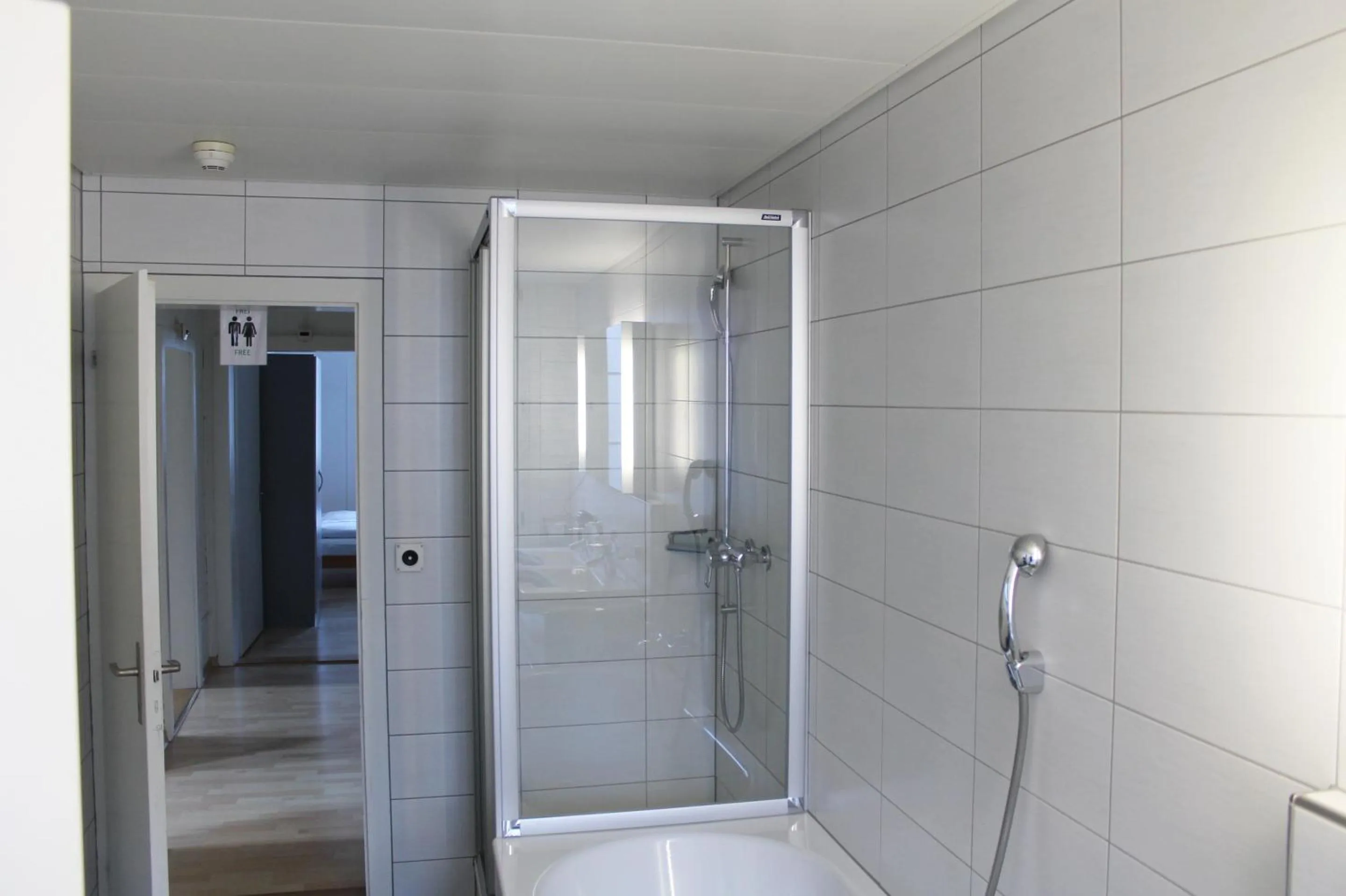 Bathroom in Hotel Goldener Schlüssel