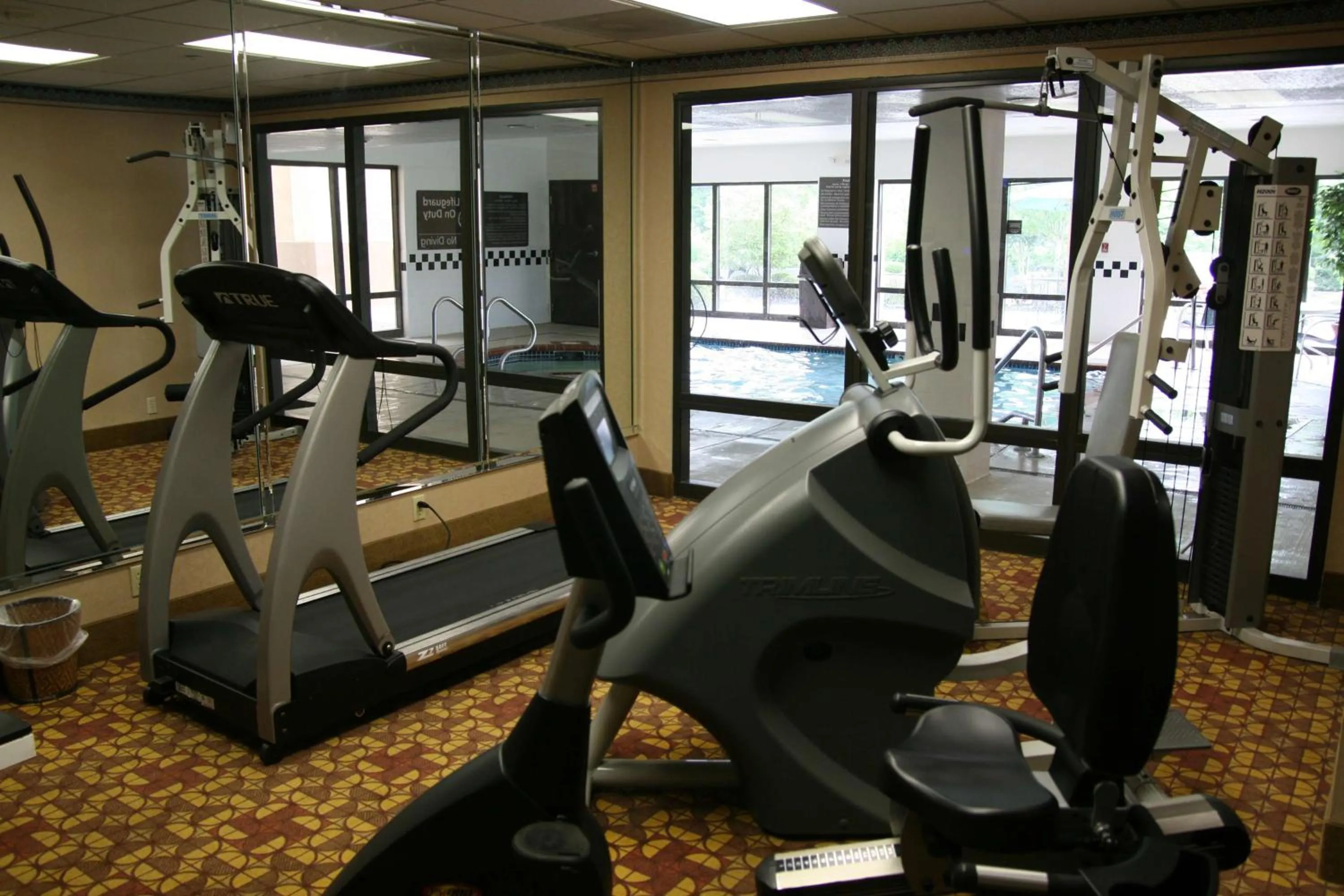 Fitness centre/facilities in Hampton Inn Olive Branch