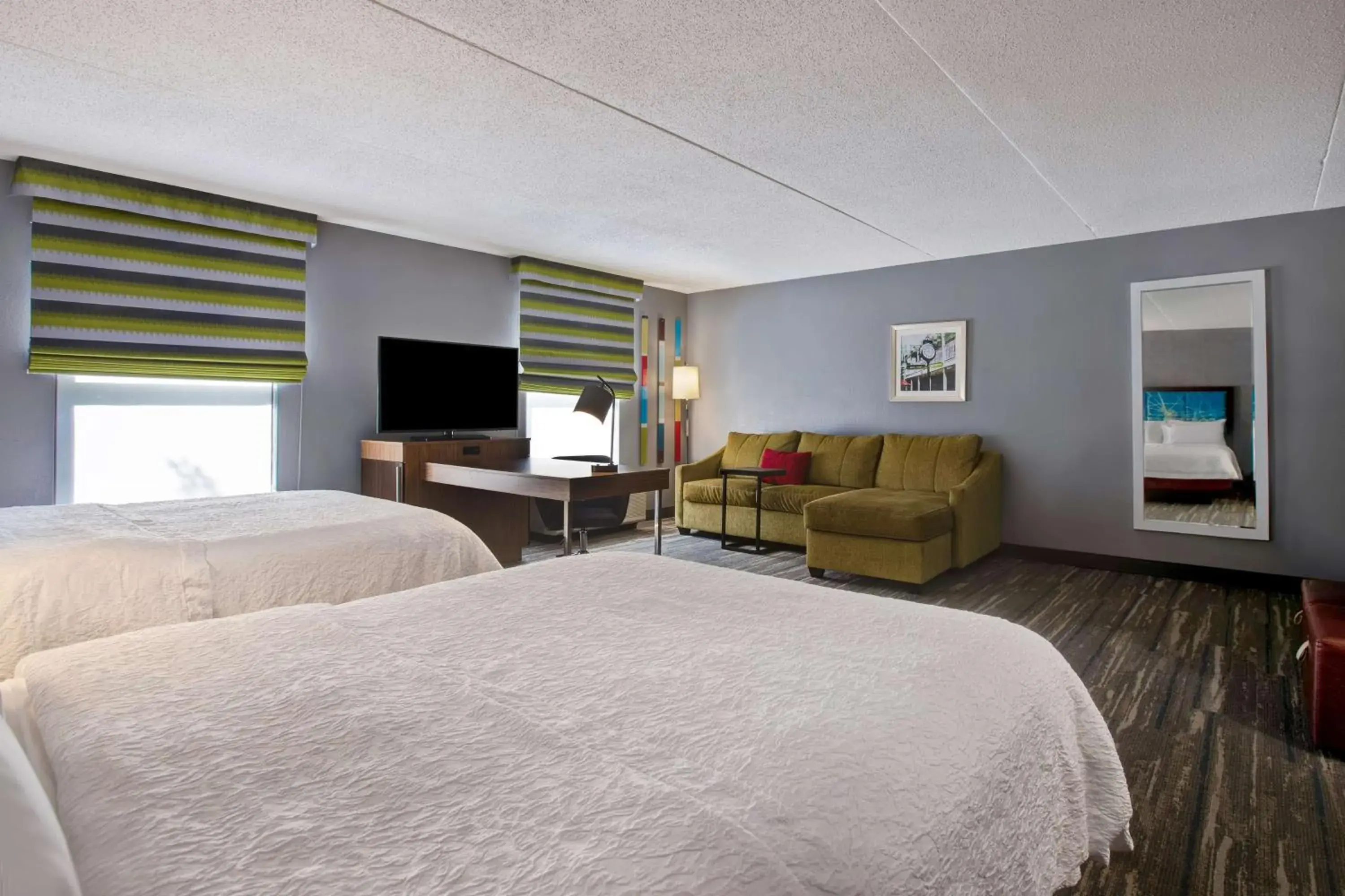 Bed in Hampton Inn Olive Branch Bed in Hampton Inn Olive Branch