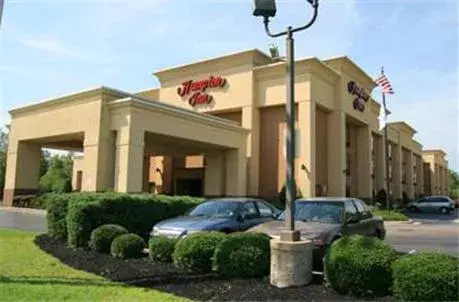 Property building in Hampton Inn Olive Branch Property building in Hampton Inn Olive Branch
