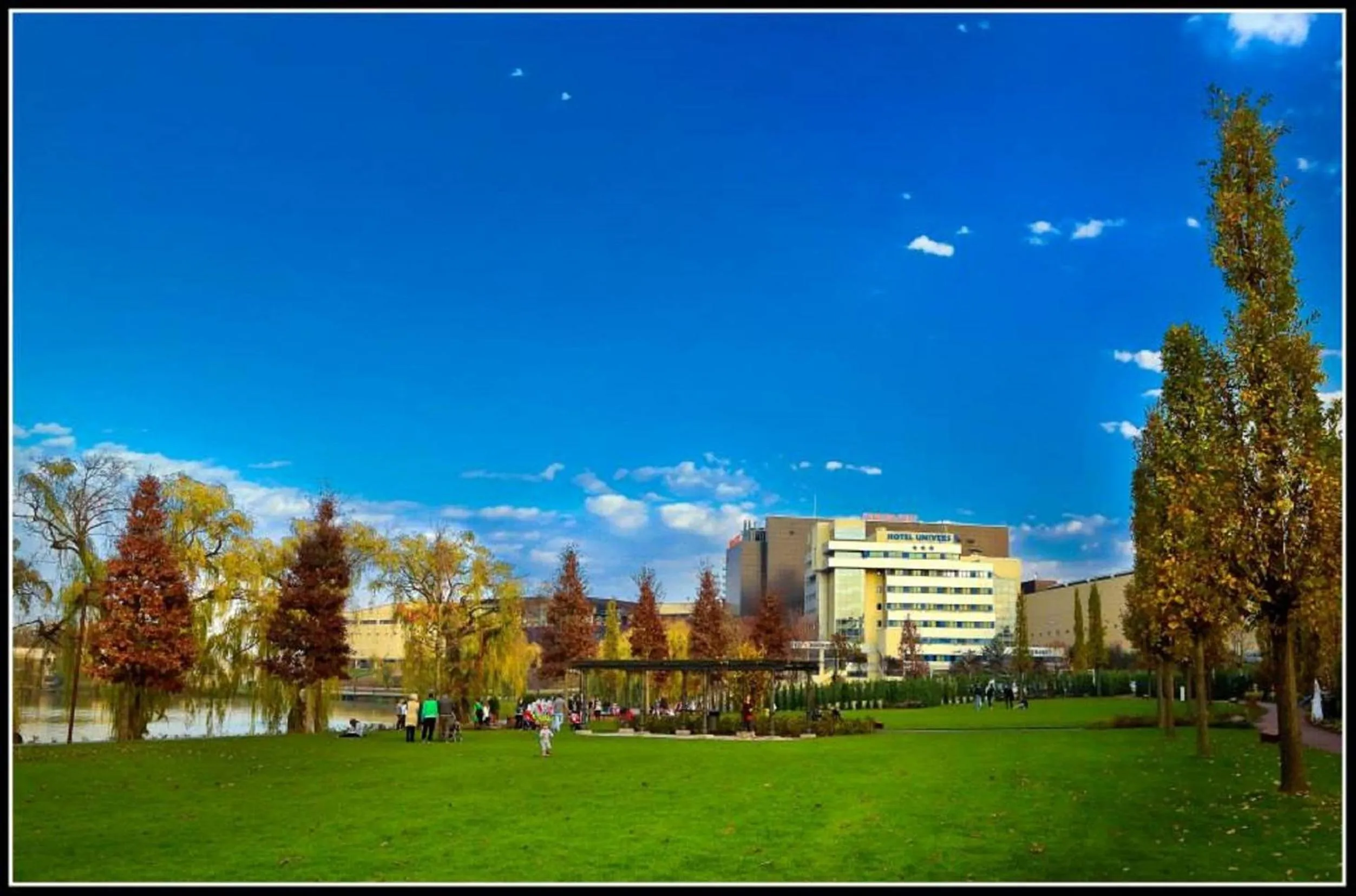 Property building in Hotel Univers