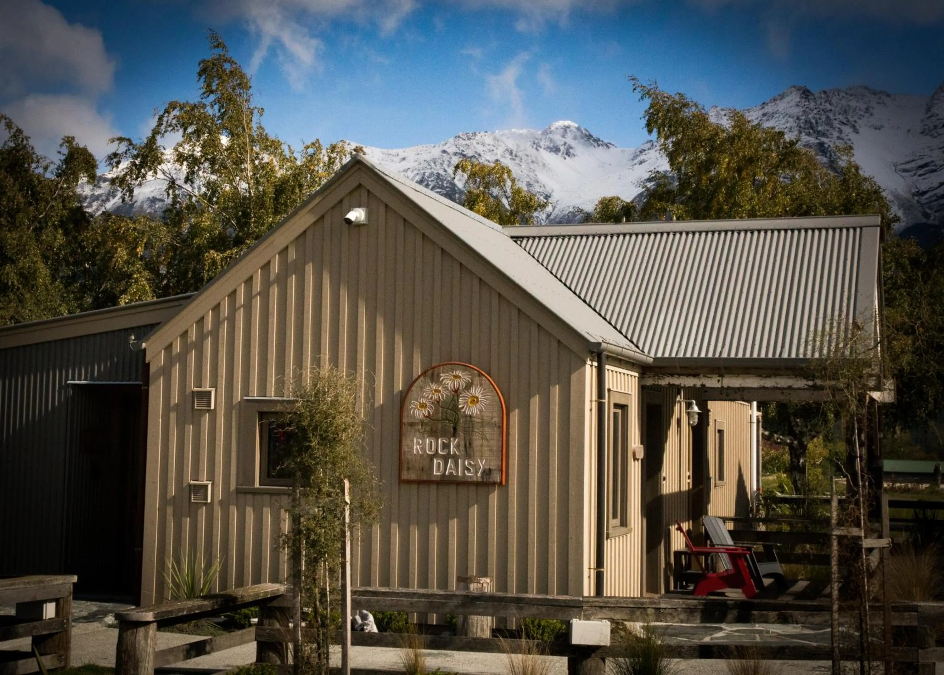Facade/entrance in Headwaters Glenorchy Eco Lodge