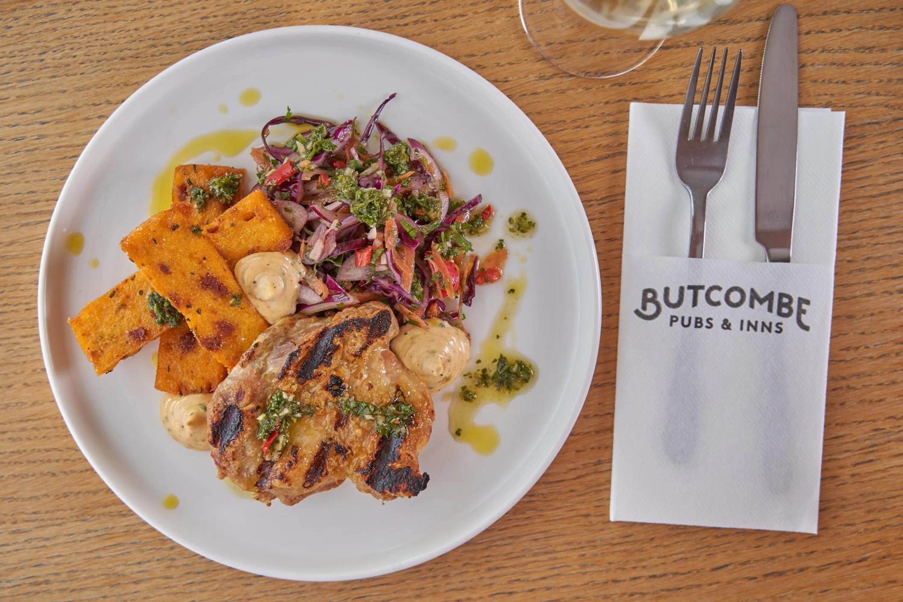 Food and drinks in The Bower Inn