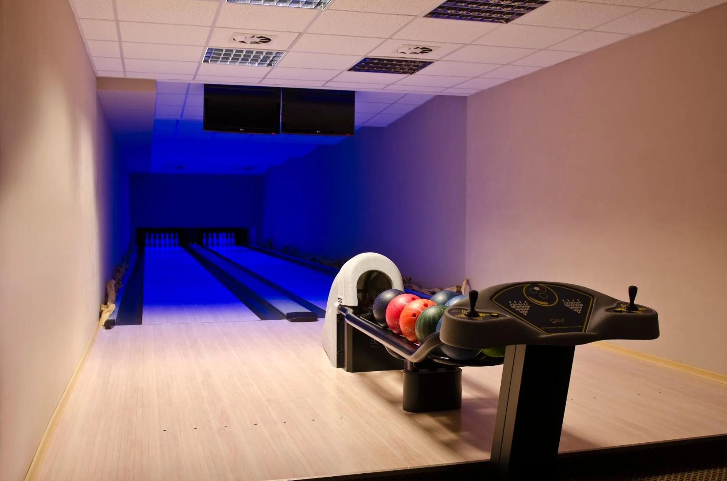 Bowling in Hotel Annín