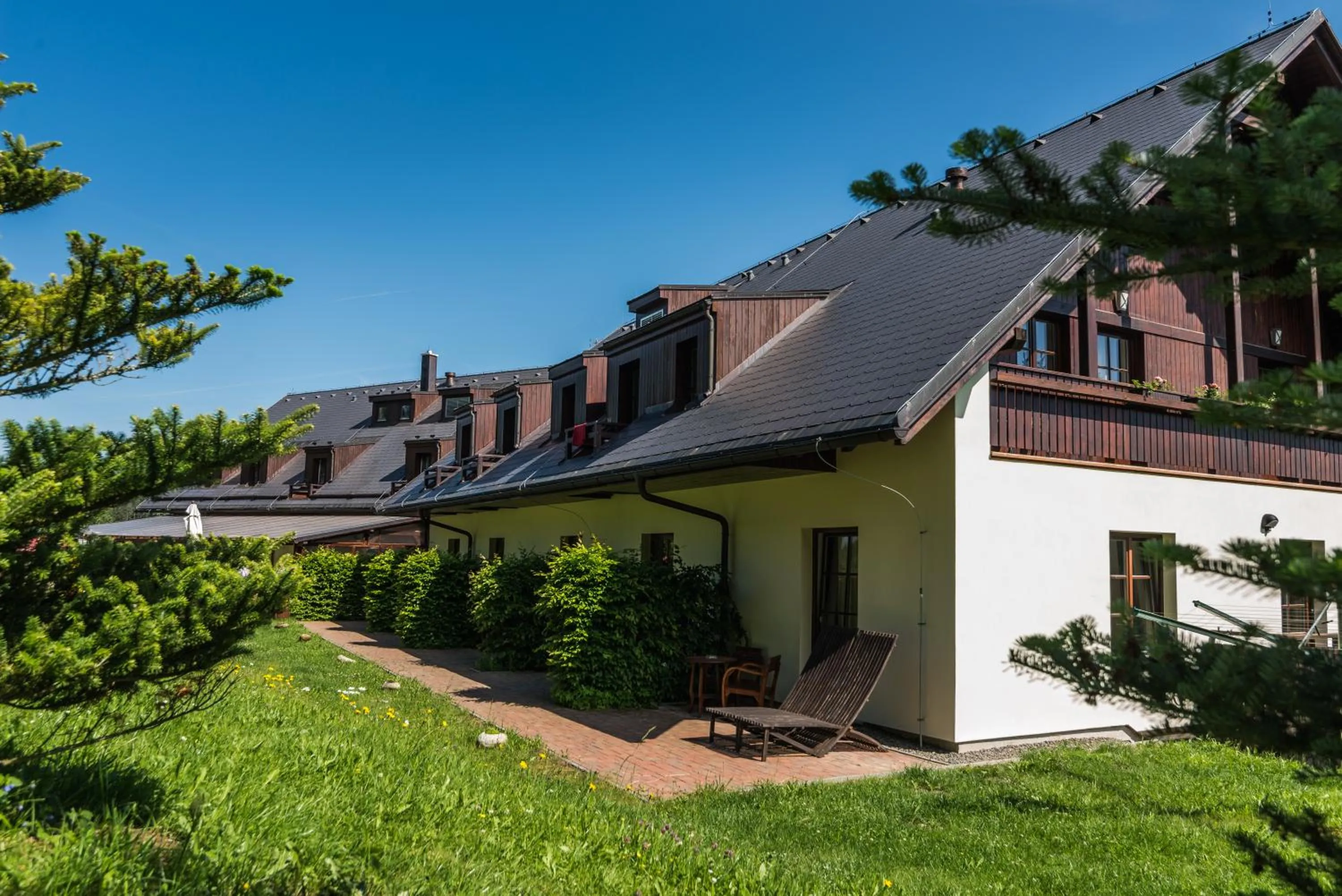 Property building in Hotel Annín