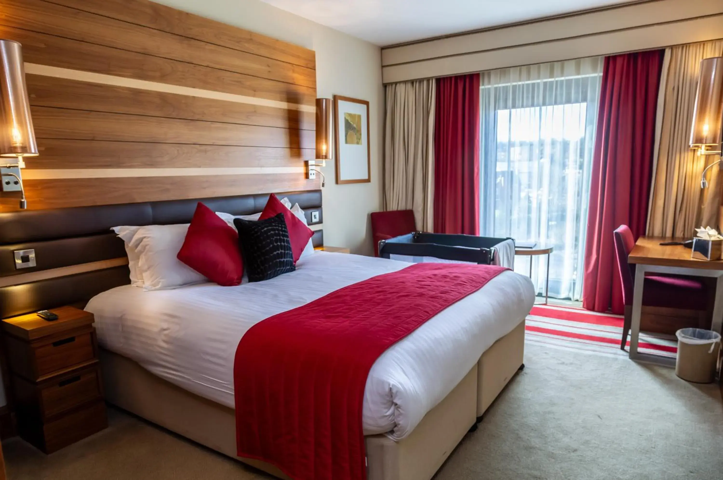Double Room - single occupancy - Disability Access in Casa Hotel Double Room - single occupancy - Disability Access in Casa Hotel