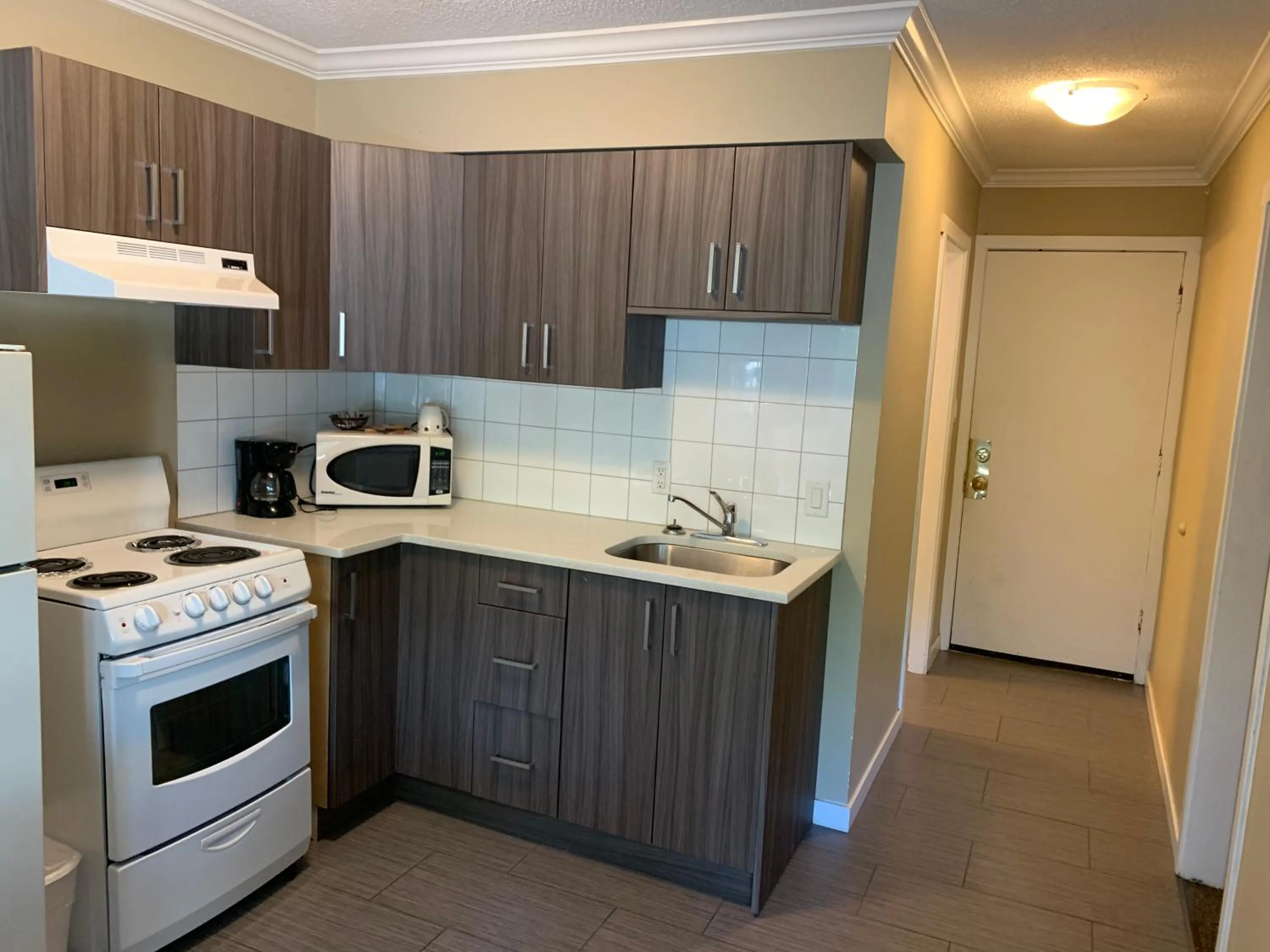 Okanagan Royal Park Inn by Elevate Rooms