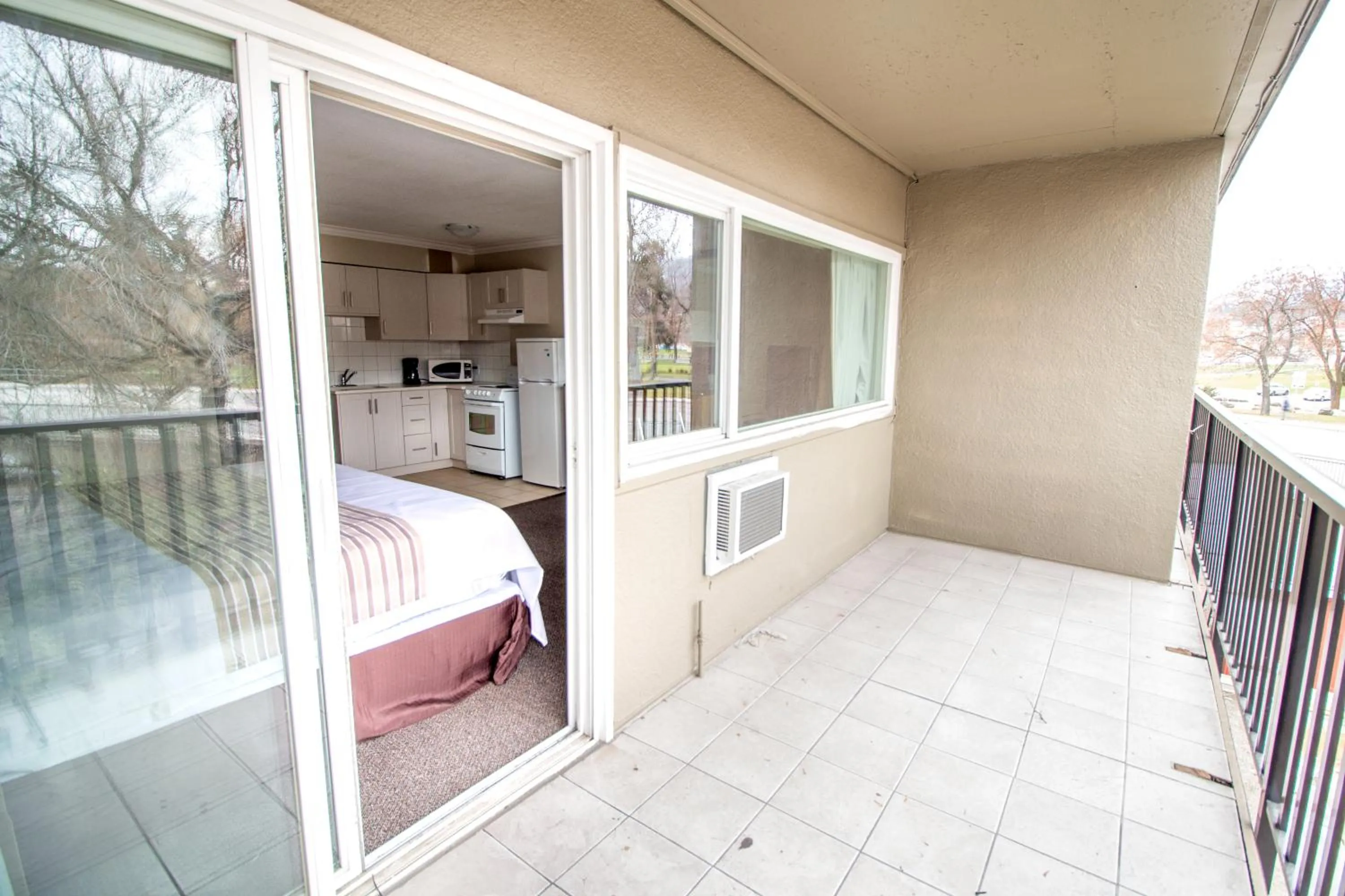 Okanagan Royal Park Inn by Elevate Rooms