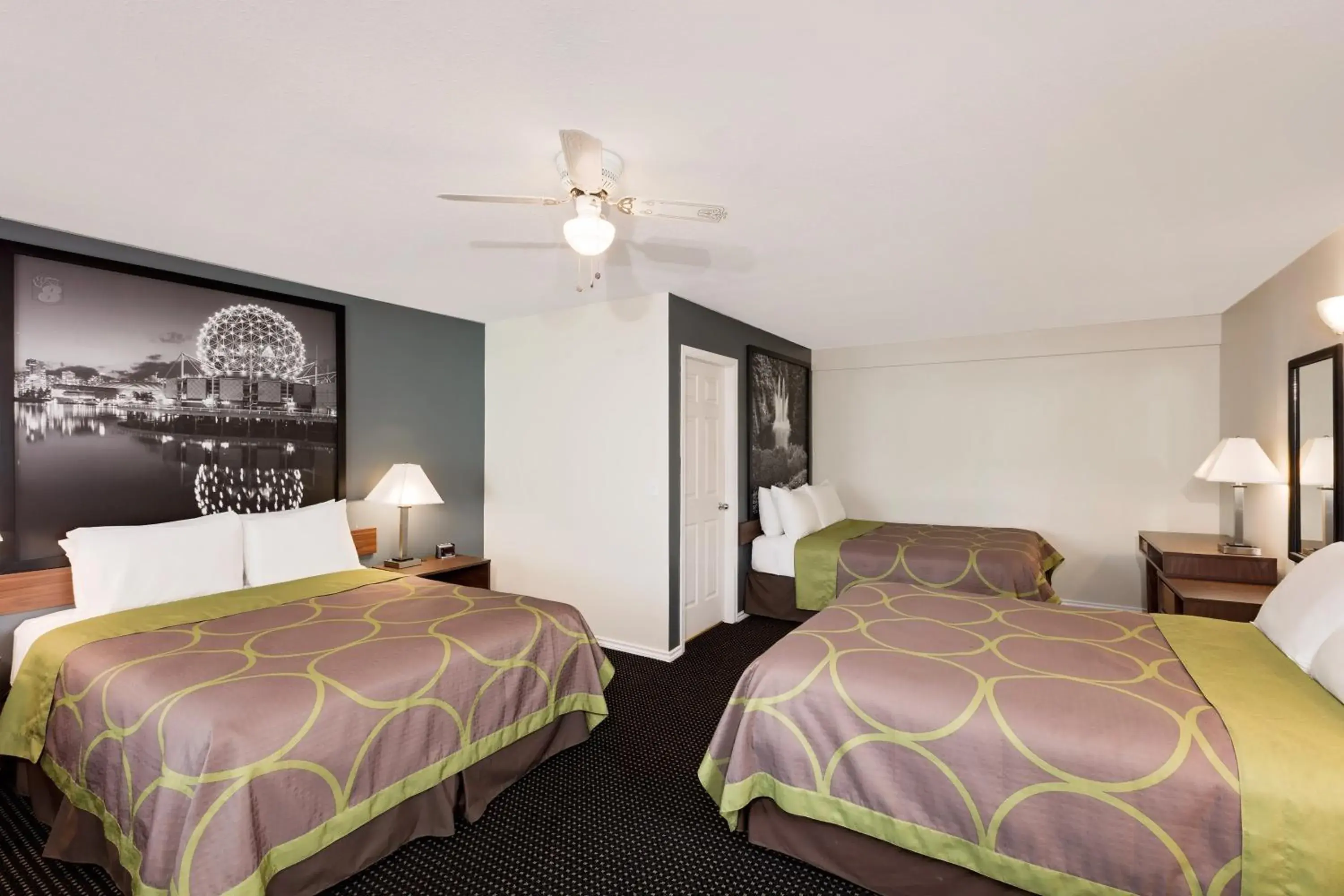 Family Queen Room with Three Queen Beds - Non-Smoking in Sage Inn Merritt BC Family Queen Room with Three Queen Beds - Non-Smoking in Sage Inn Merritt BC