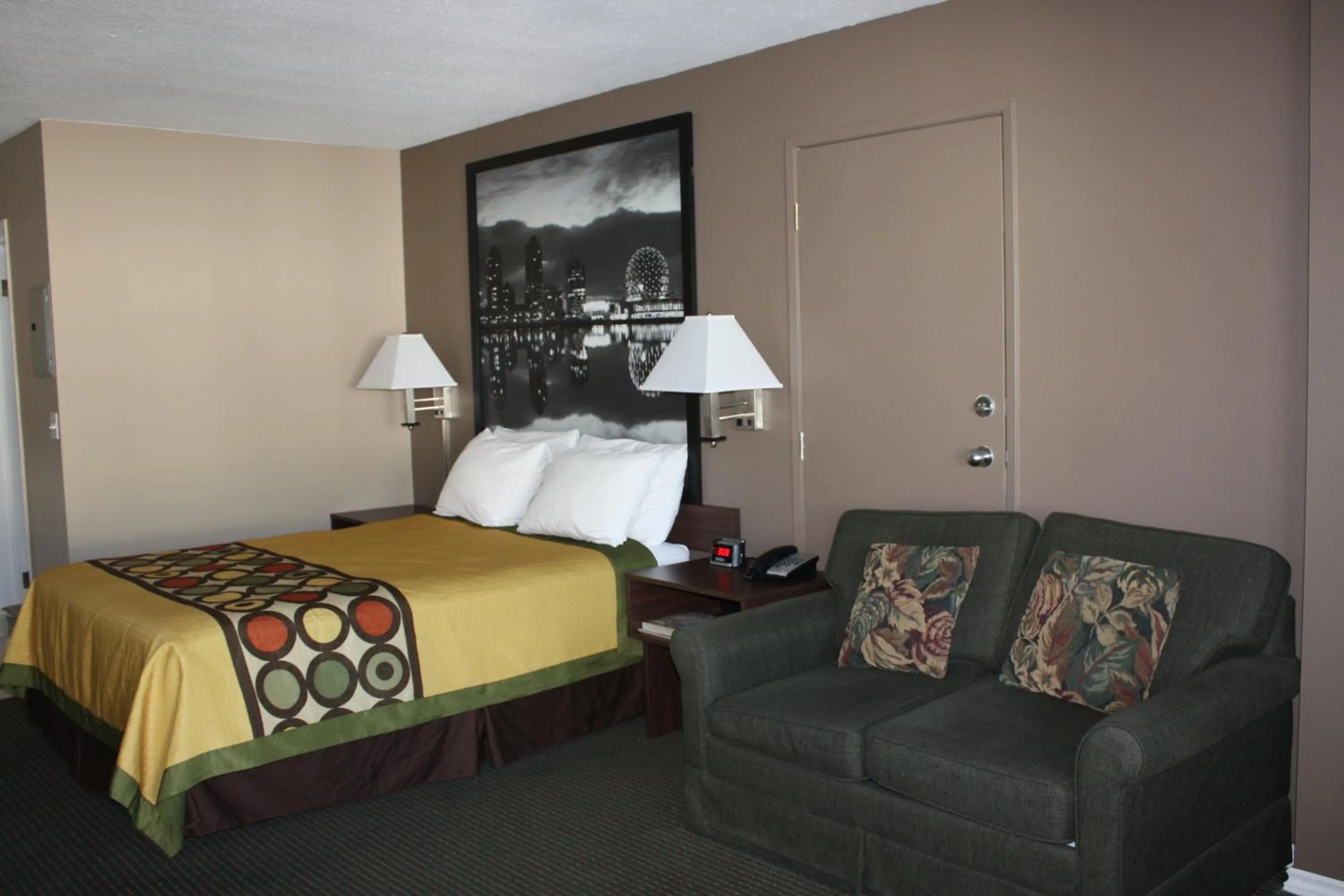 bunk bed, Bed in Sage Inn Merritt BC