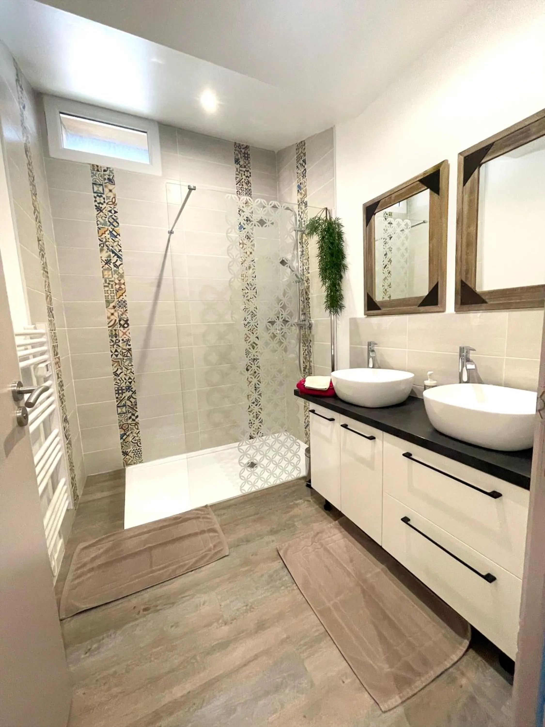 Shower in "La Petite Félixière" à 25 min du Puy du Foù, 10 min de Cholet, et 35 min de Nantes