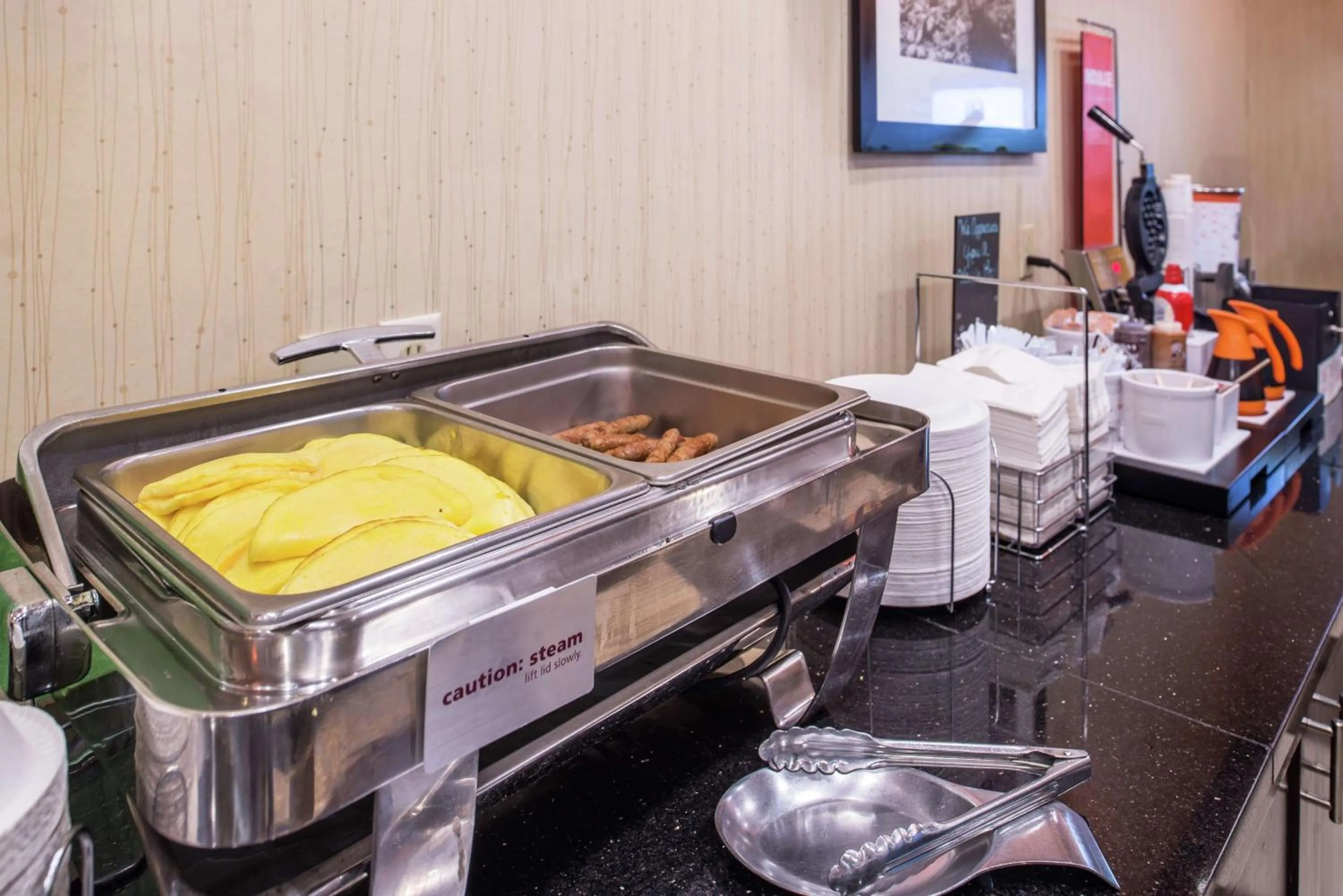 Breakfast in Hampton Inn & Suites Big Spring