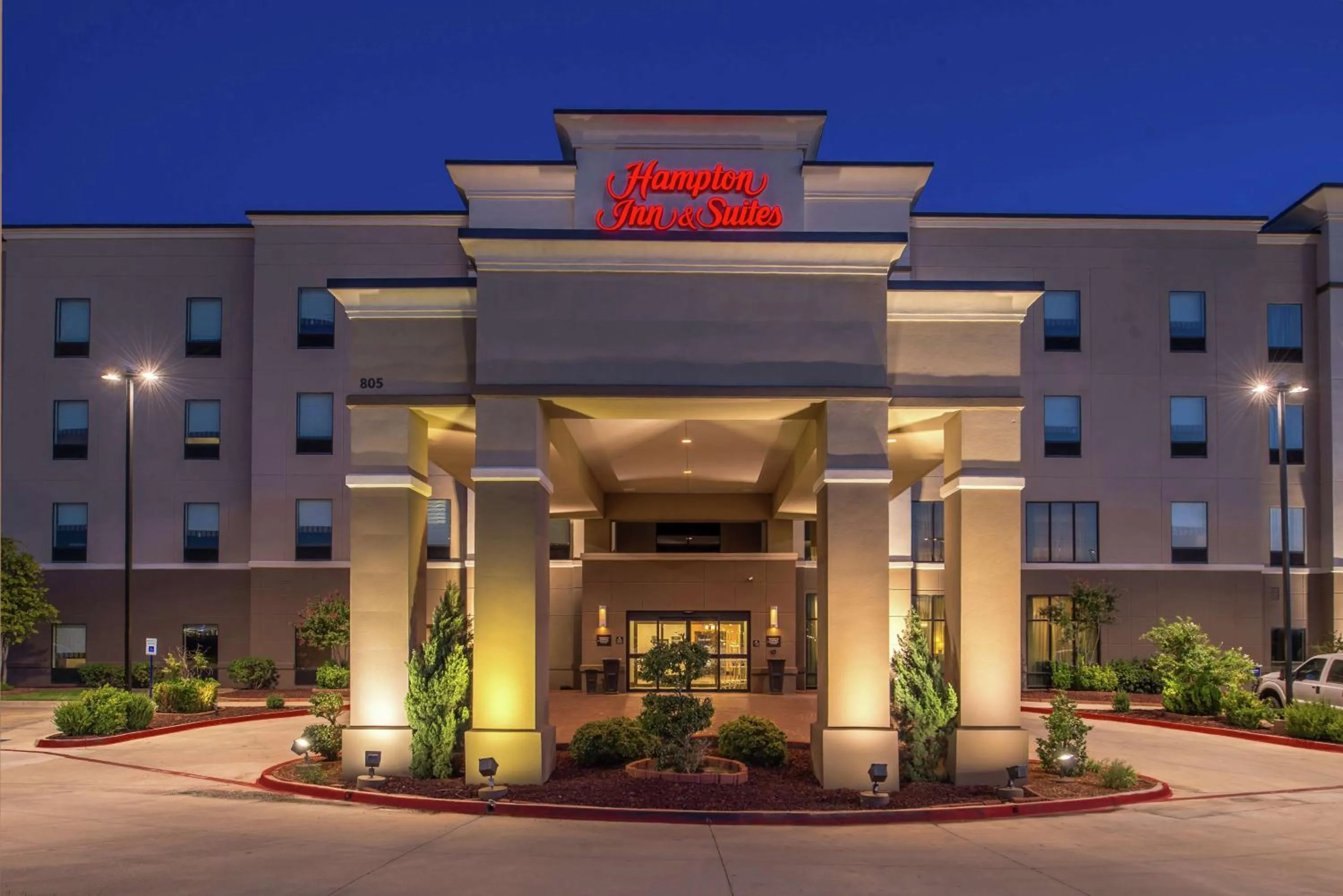 Property building in Hampton Inn & Suites Big Spring