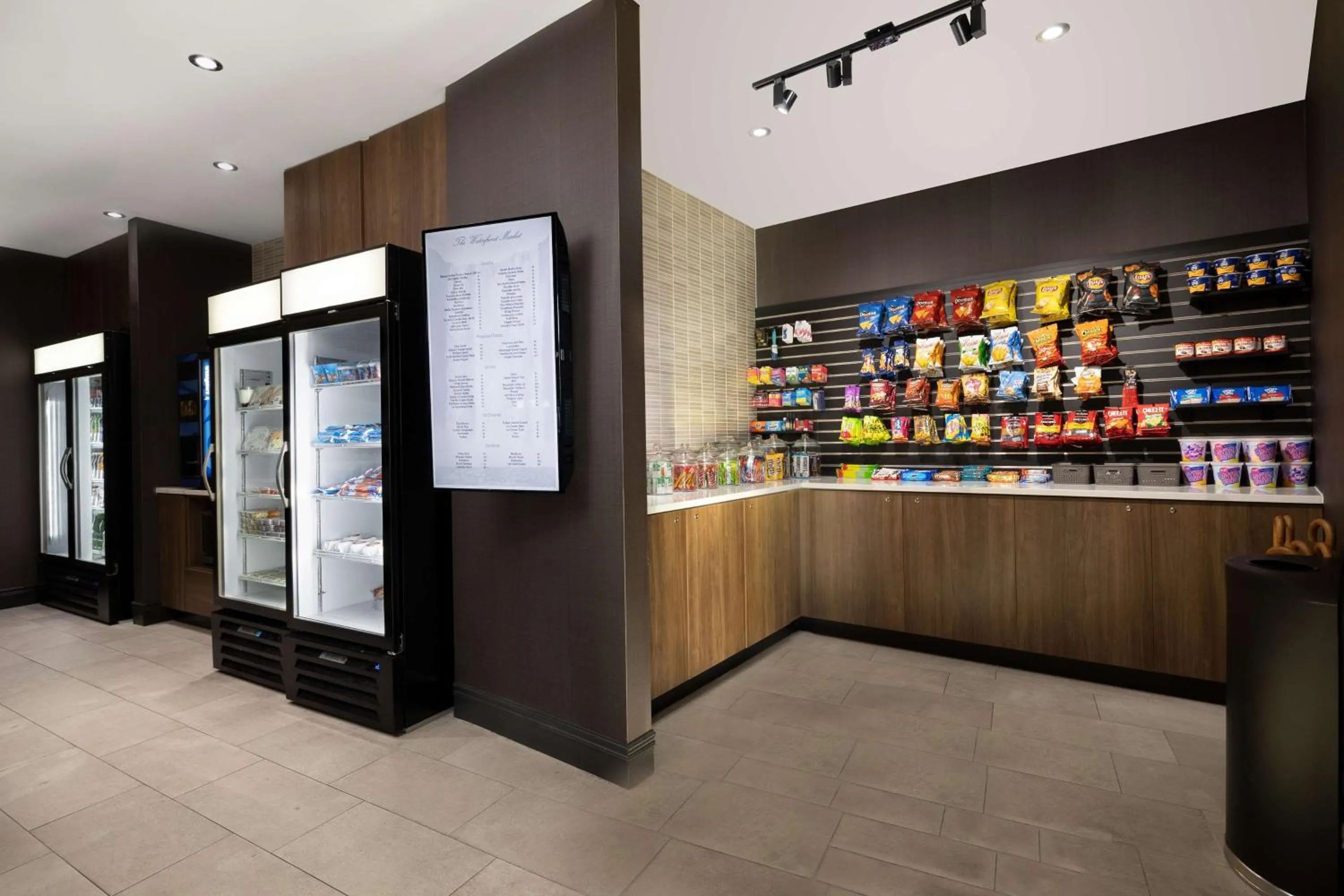 Restaurant/places to eat in Hilton Promenade Branson Landing