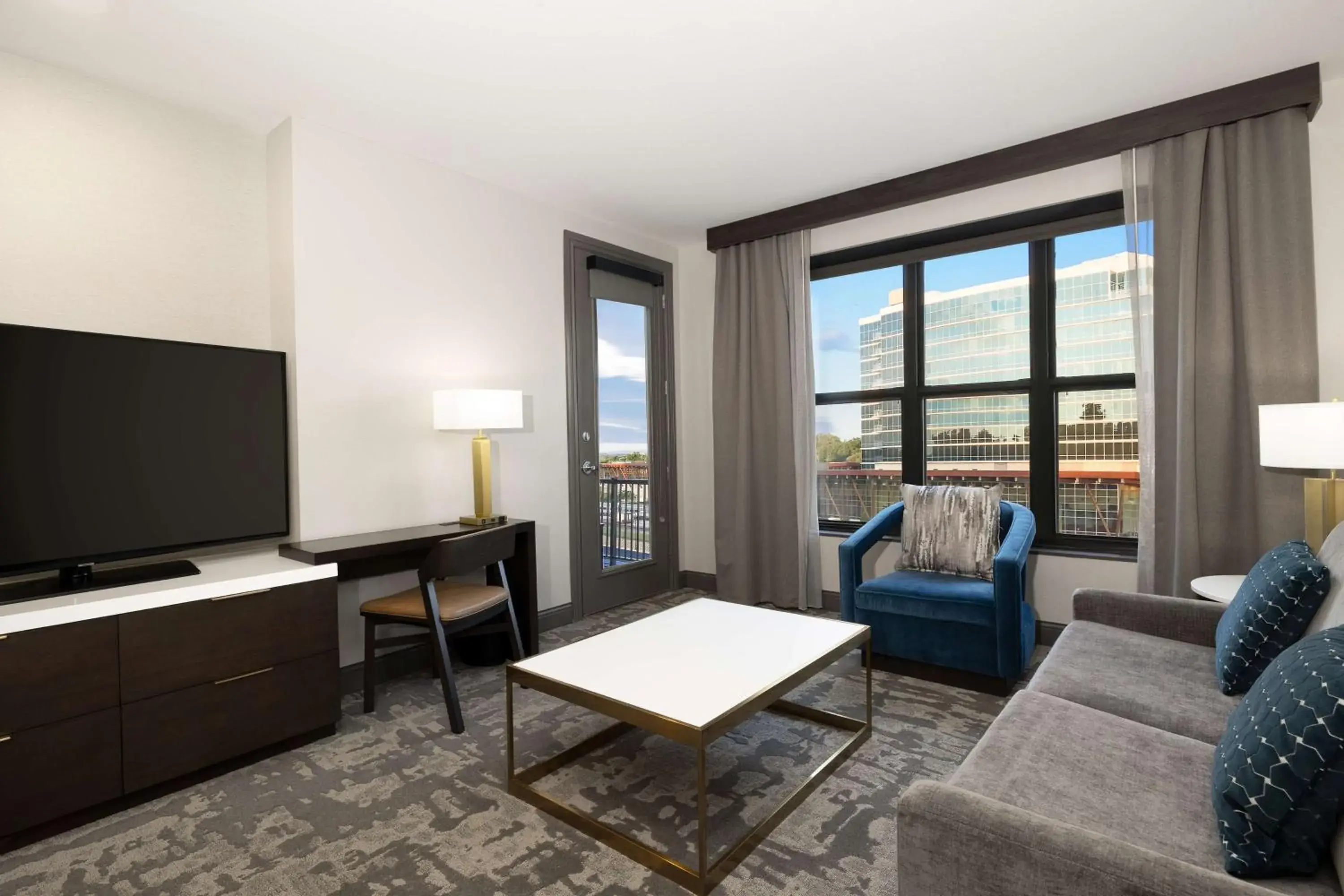 Queen Room with Two Queen Beds - Non-Smoking in Hilton Promenade Branson Landing Queen Room with Two Queen Beds - Non-Smoking in Hilton Promenade Branson Landing