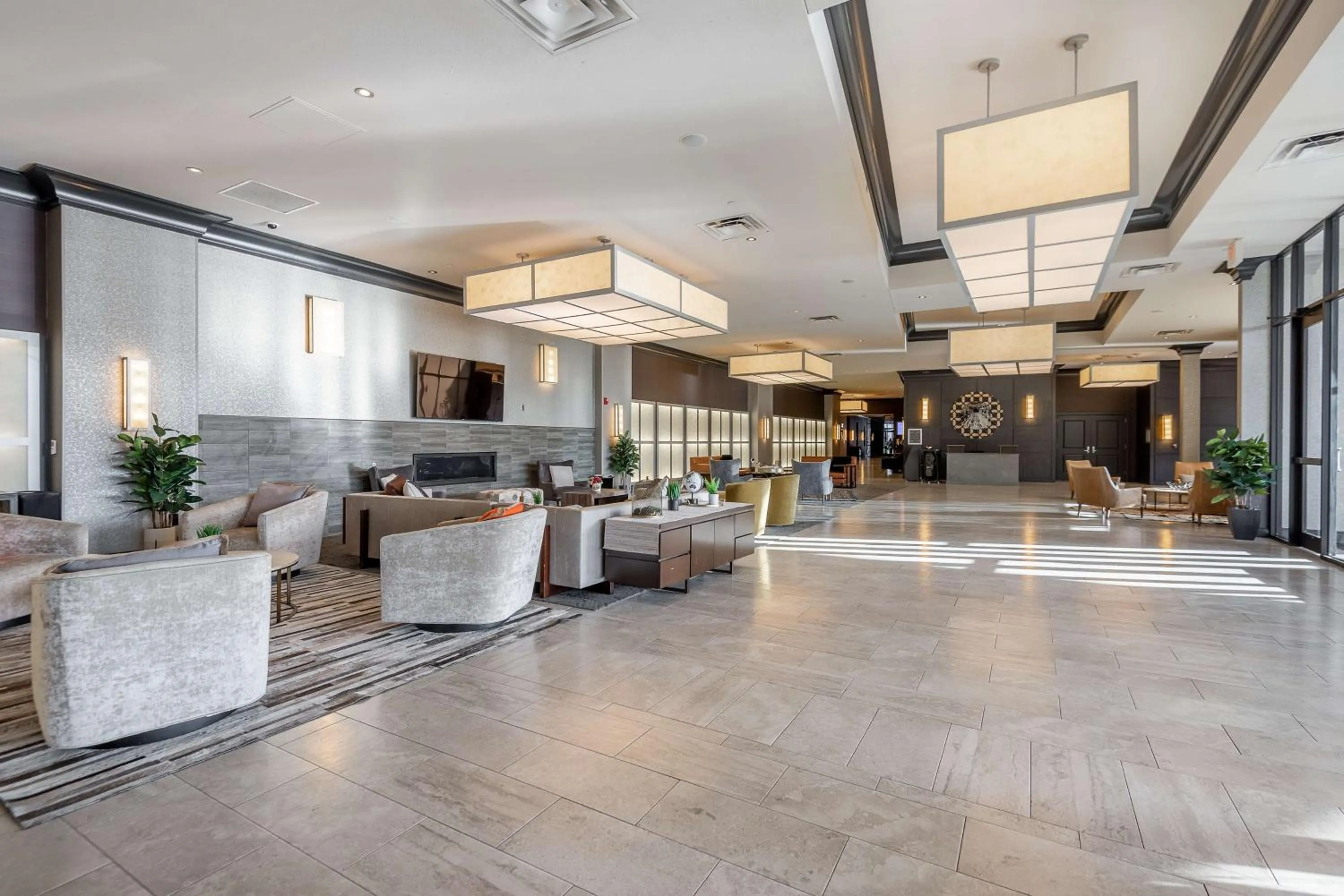 Lobby or reception in Hilton Promenade Branson Landing