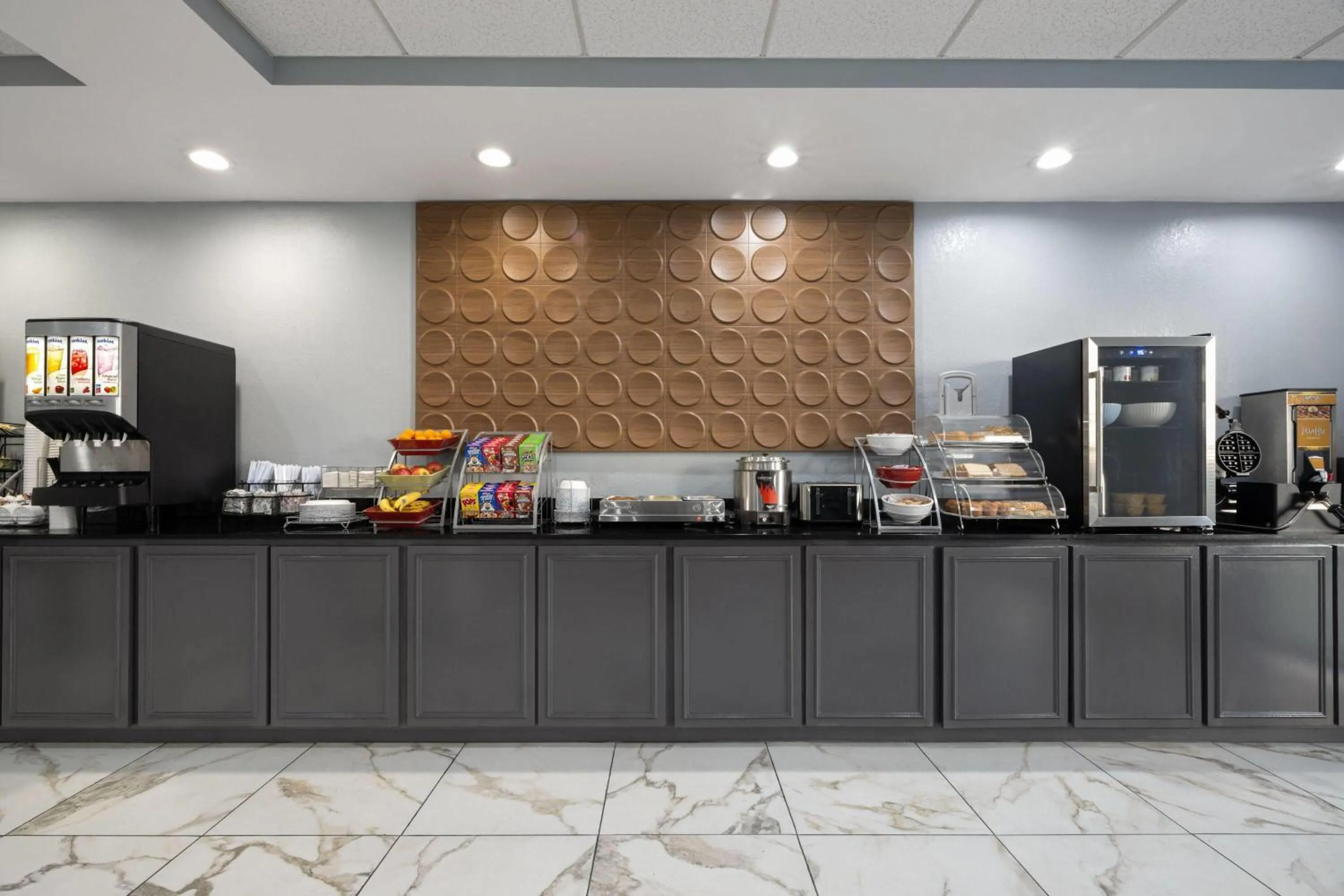 Breakfast in Wingate by Wyndham Augusta Fort Eisenhower