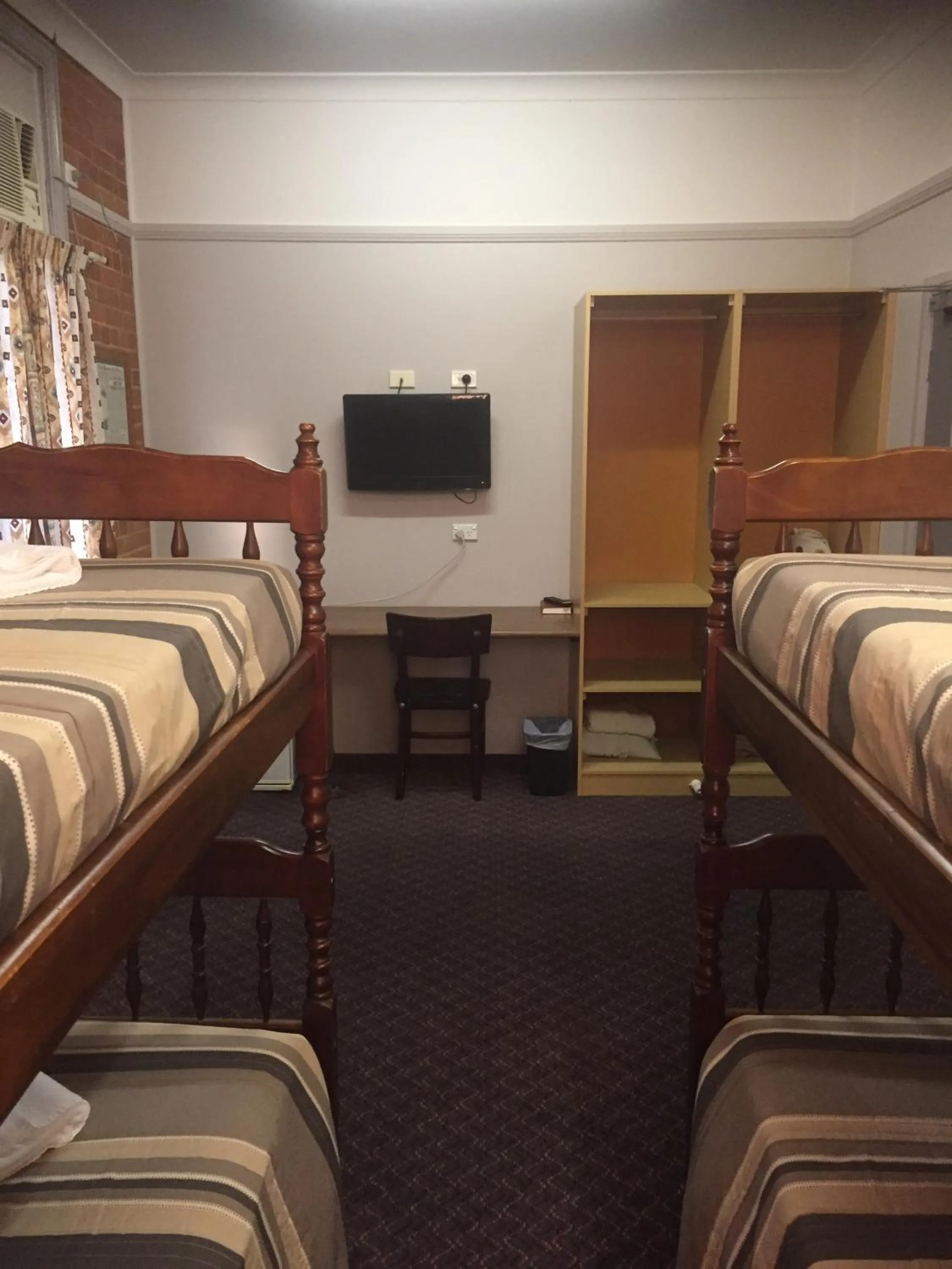 Bed in Heritage Hotel Rockhampton