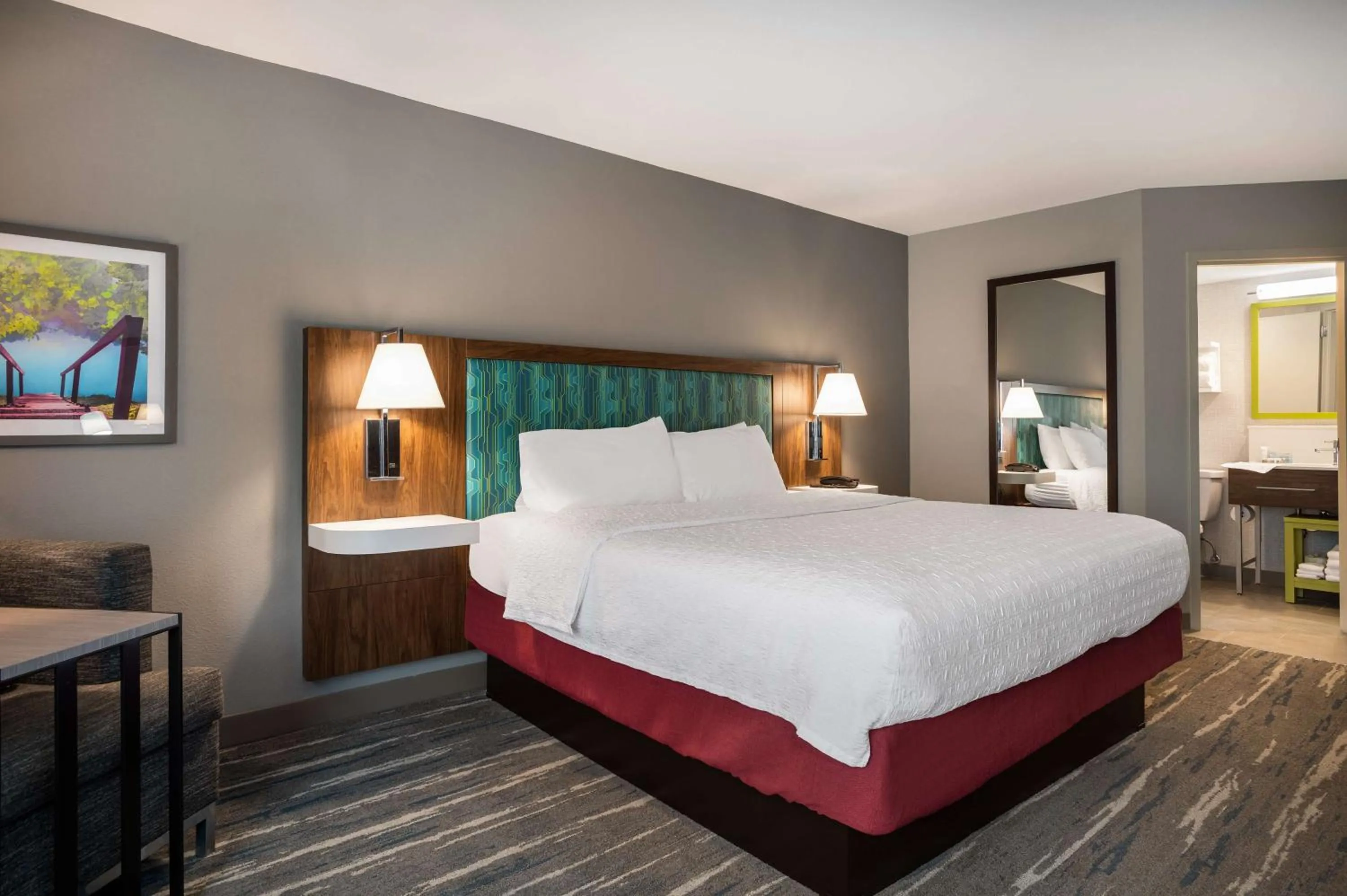 Bed in Hampton Inn Gadsden