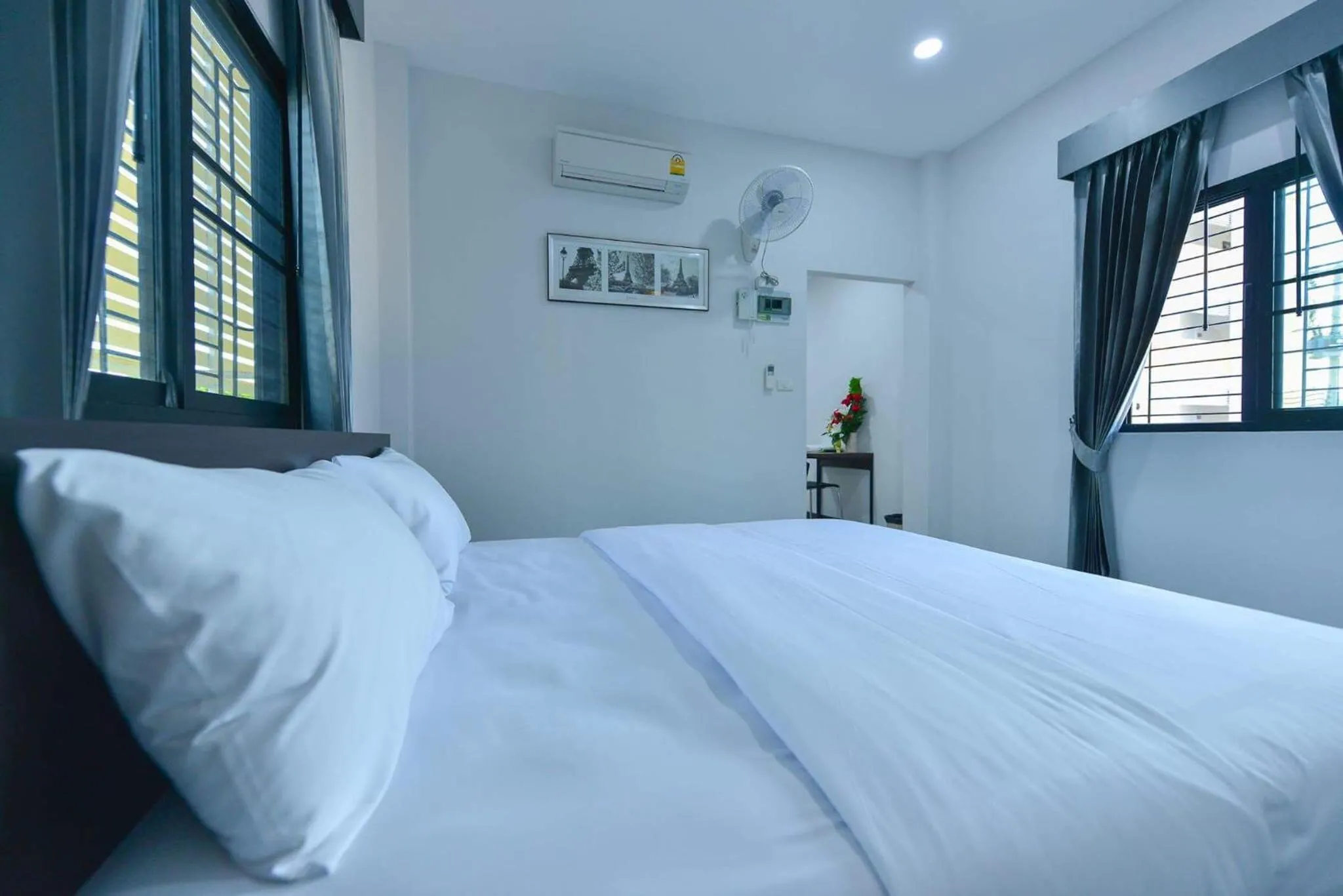 Bed in Jarat Mansion