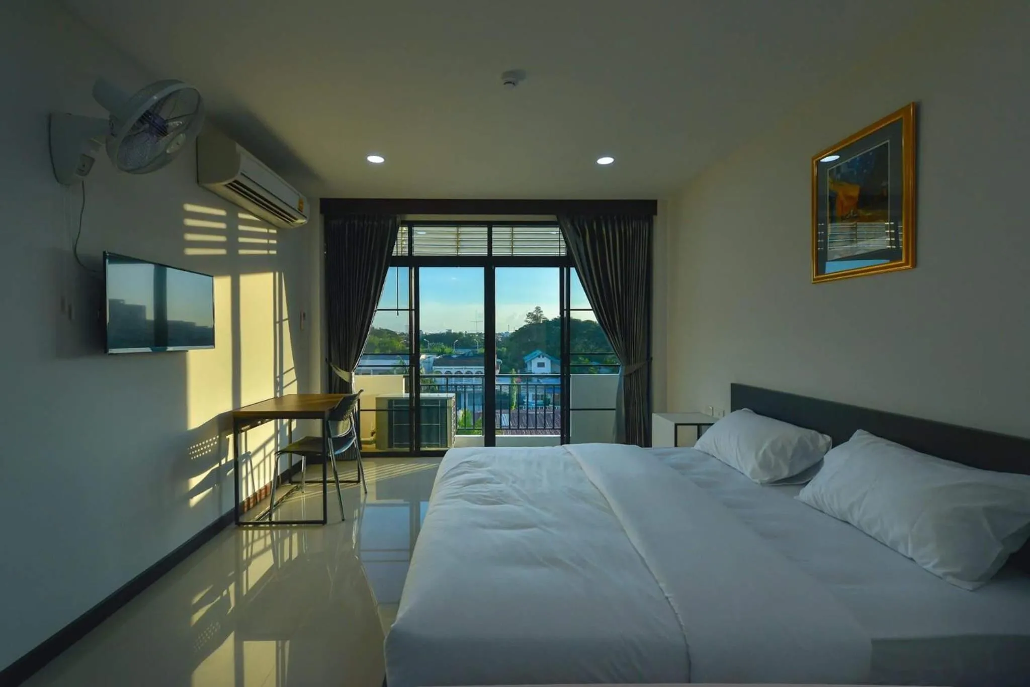 Bed in Jarat Mansion