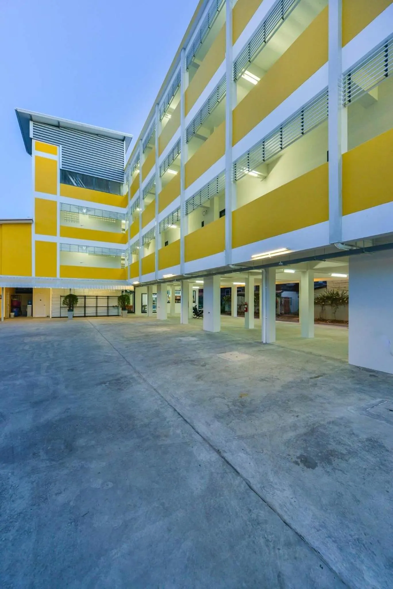 Jarat Mansion