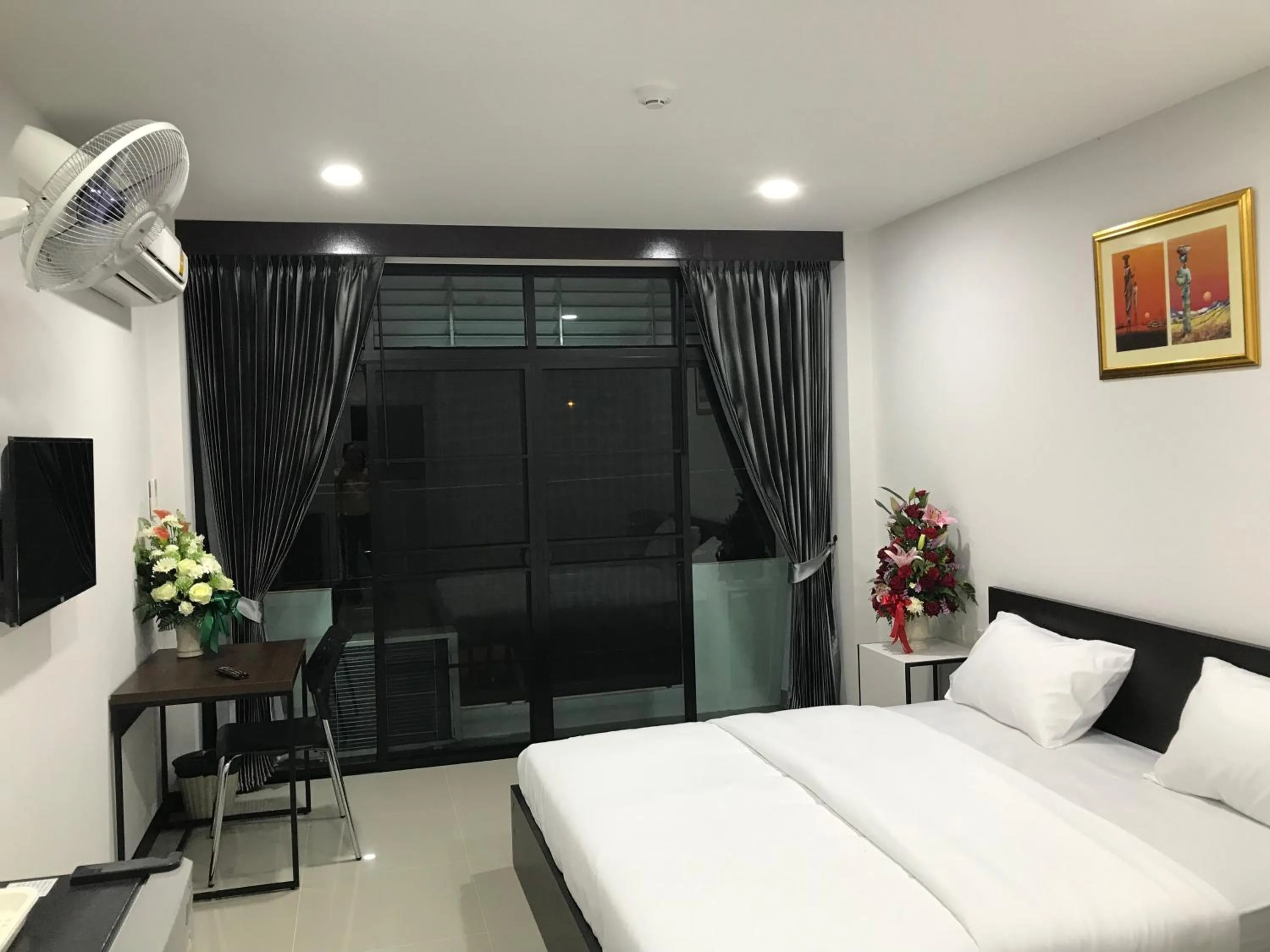 Bed in Jarat Mansion