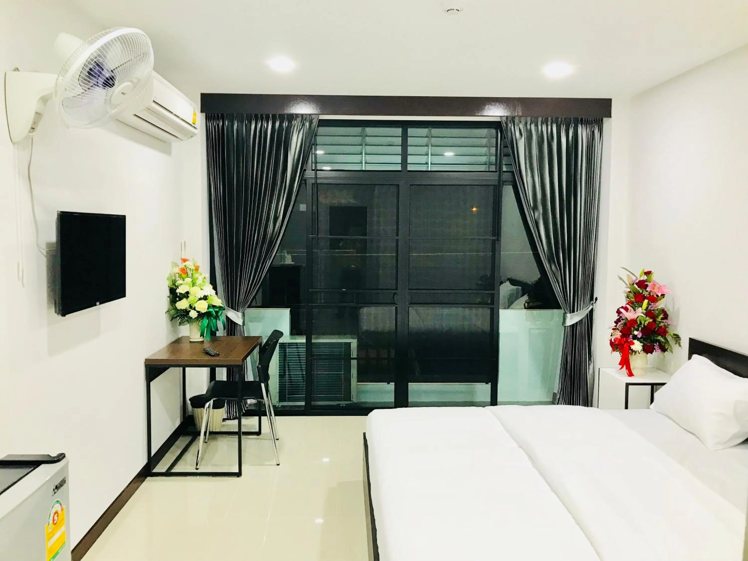 Bed in Jarat Mansion