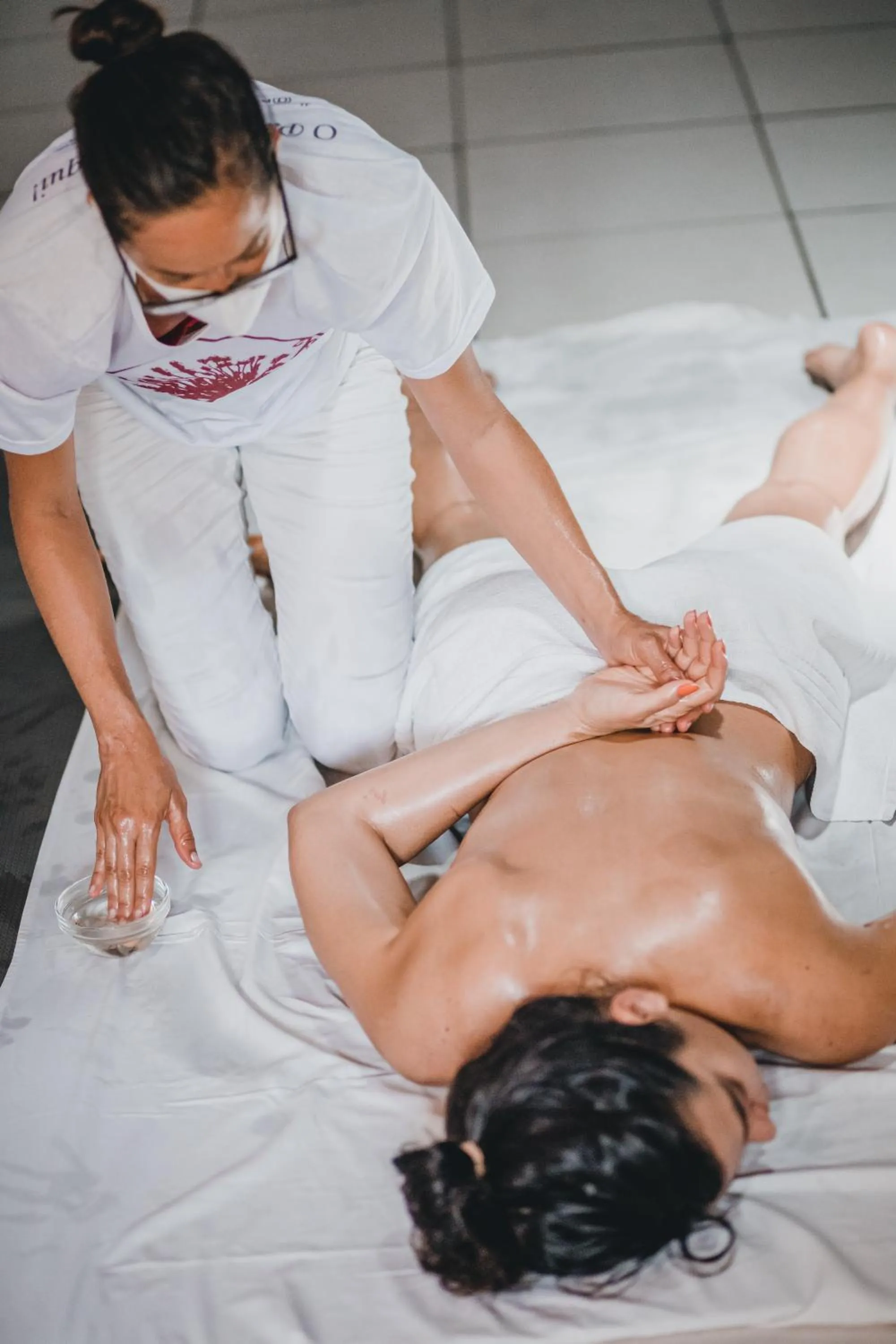 Massage in Pousada Baobá e SPA