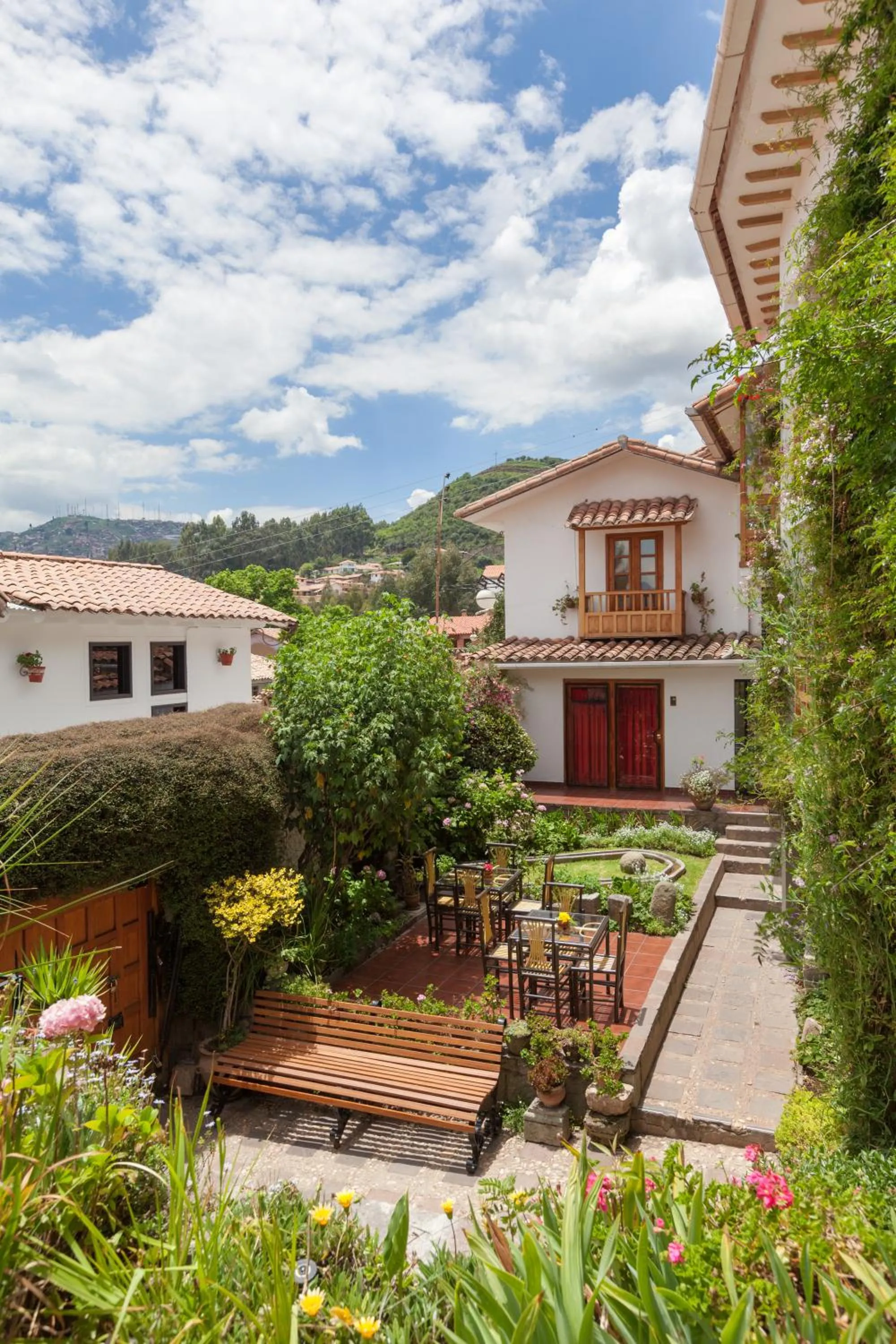 Property building in Eco-Hotel Pension Alemana