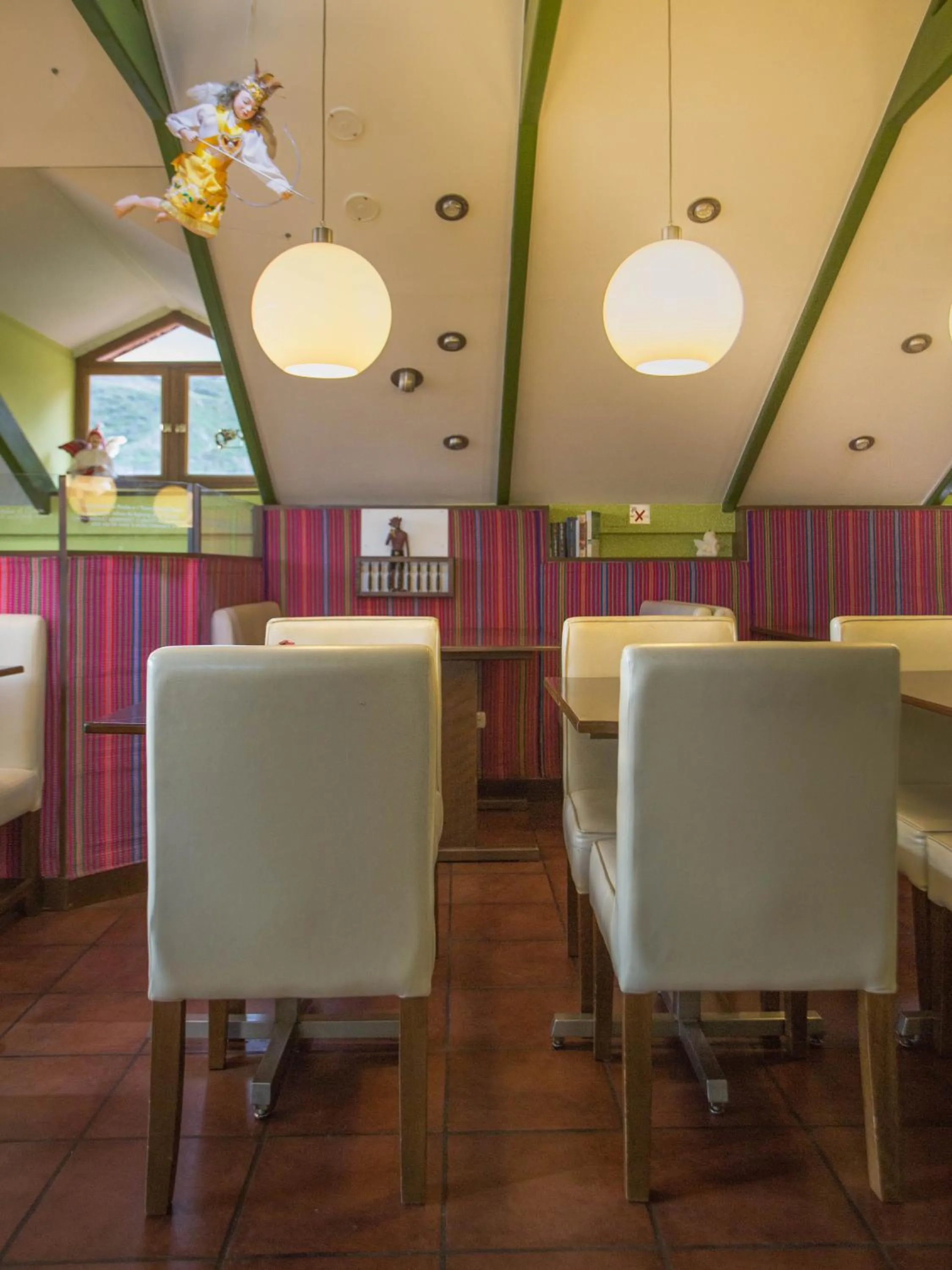 Restaurant/places to eat in Eco-Hotel Pension Alemana