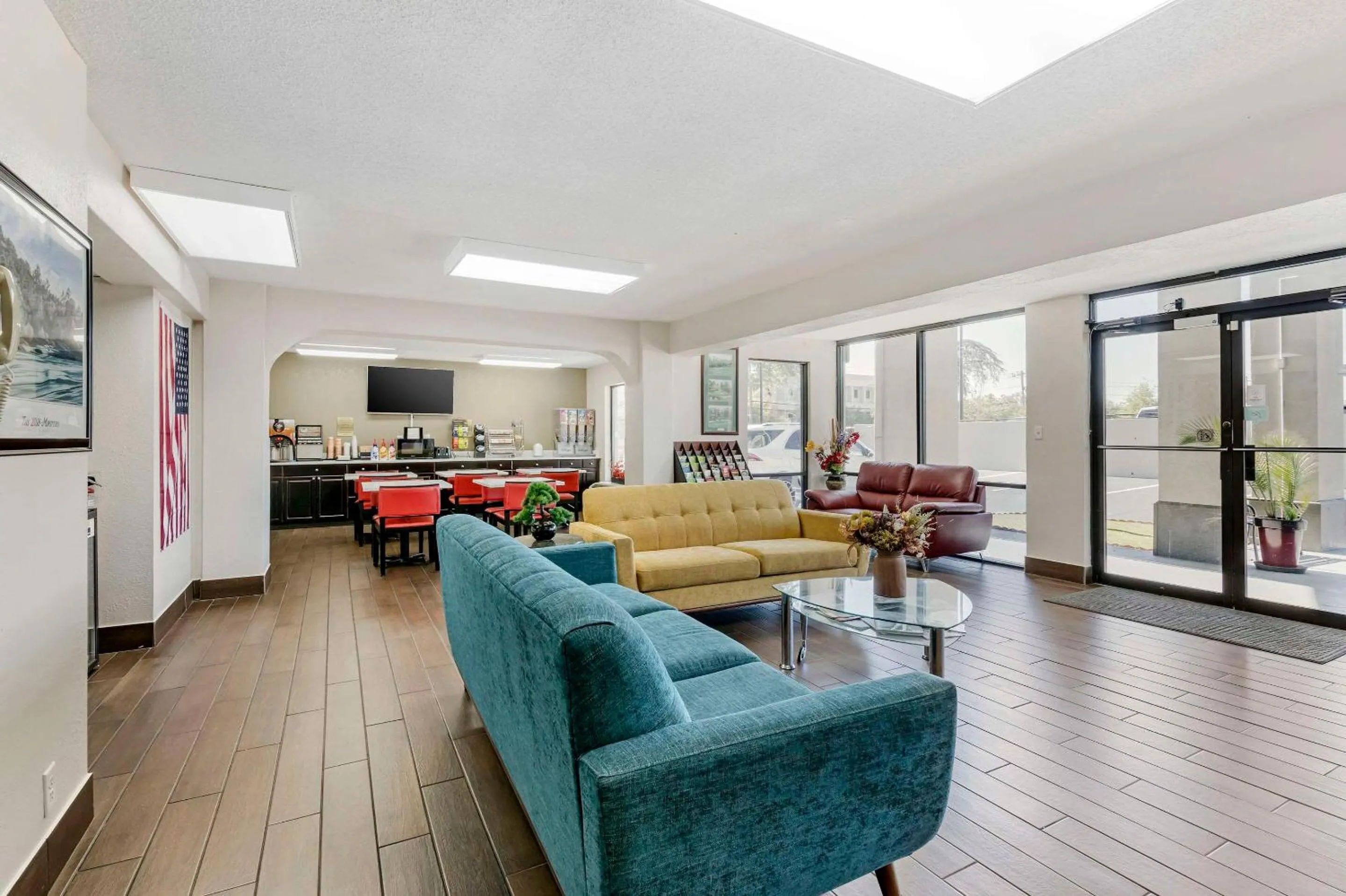 Lobby or reception in Econo Lodge Augusta, Downtown