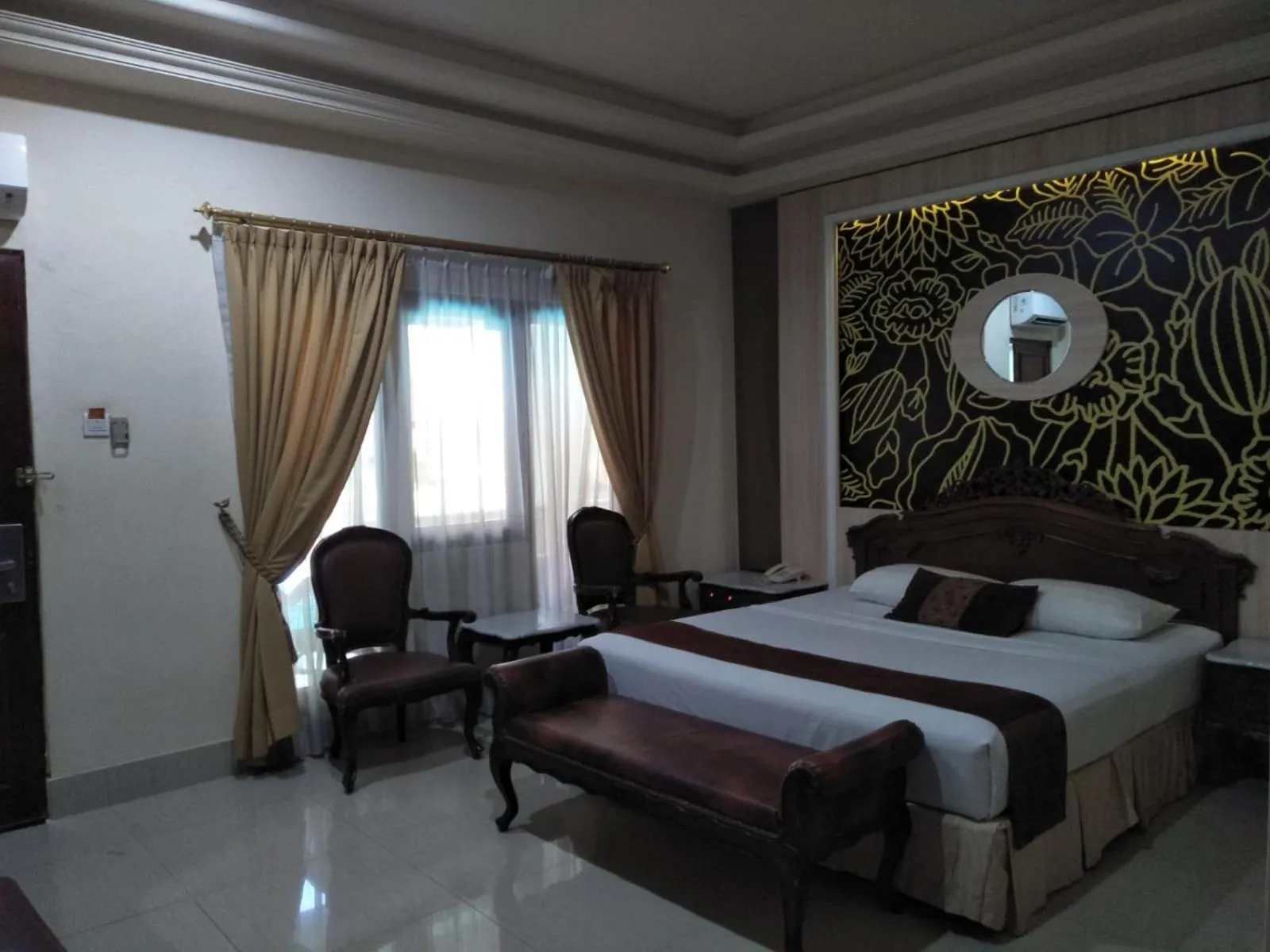 Bedroom, Bed in Hotel Indah Palace Yogyakarta